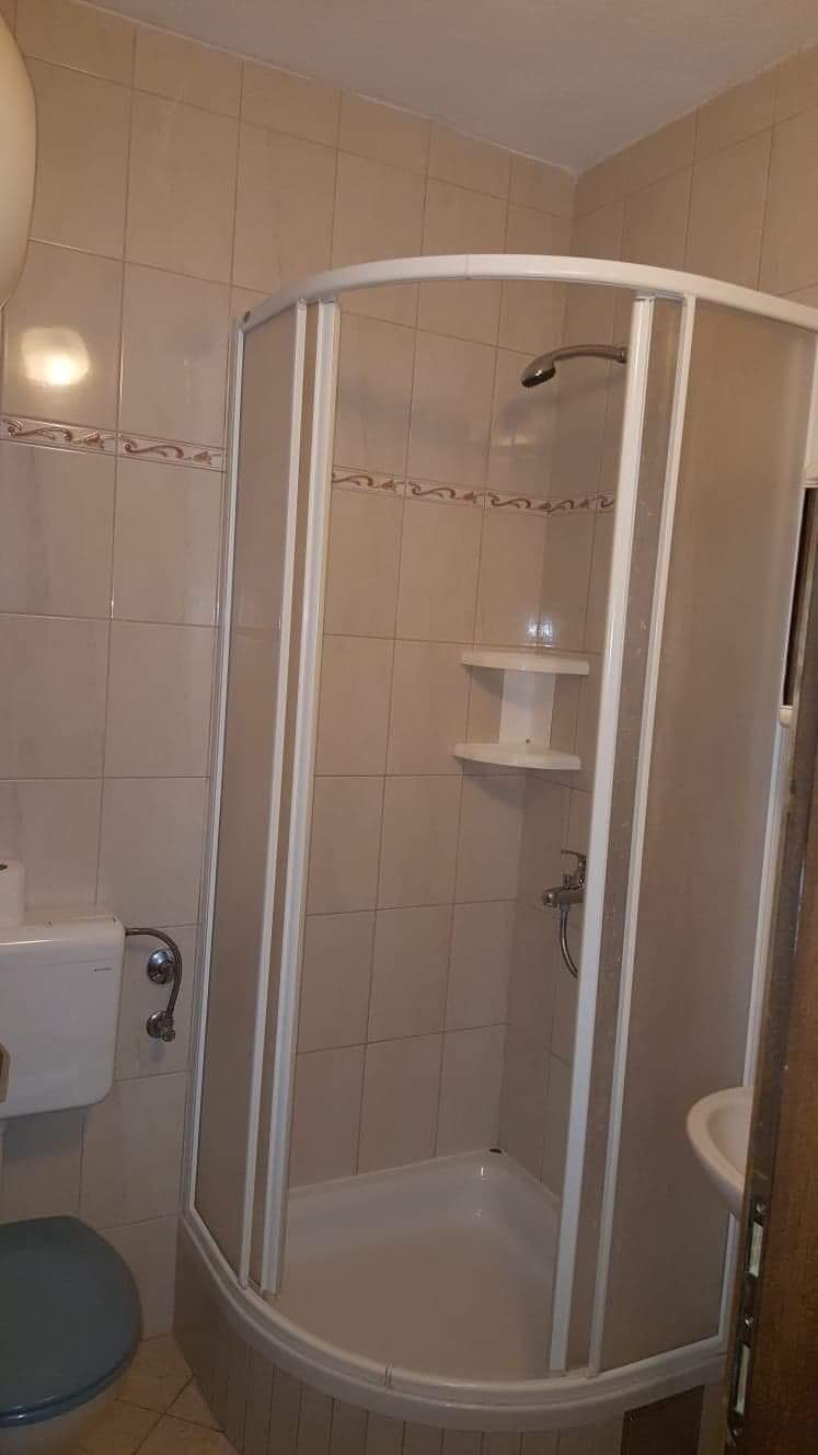Two bedroom apartment near beach Tučepi, Makarska  A-c