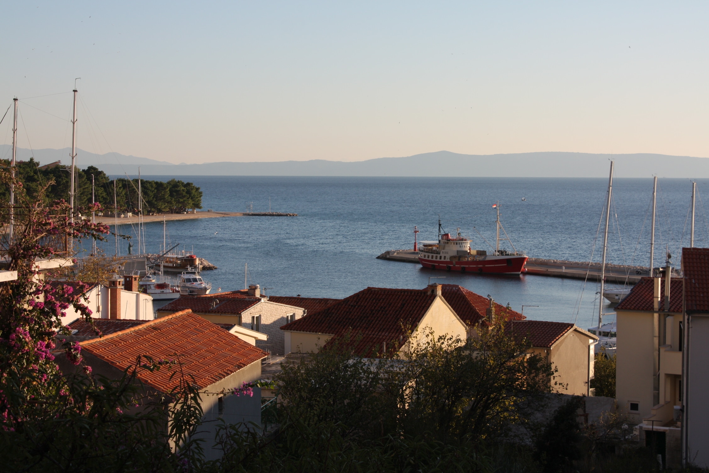 Two bedroom apartment with balcony and sea view Baška Voda, Makarska  A-b