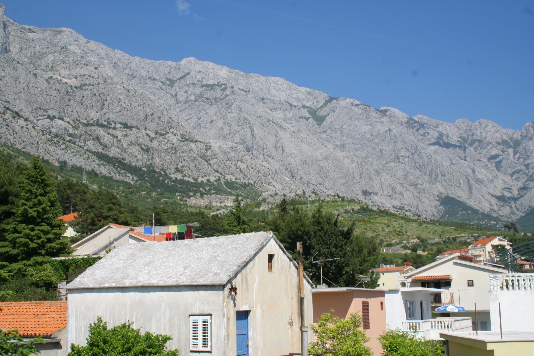 Two bedroom apartment with balcony and sea view Baška Voda, Makarska  A-b