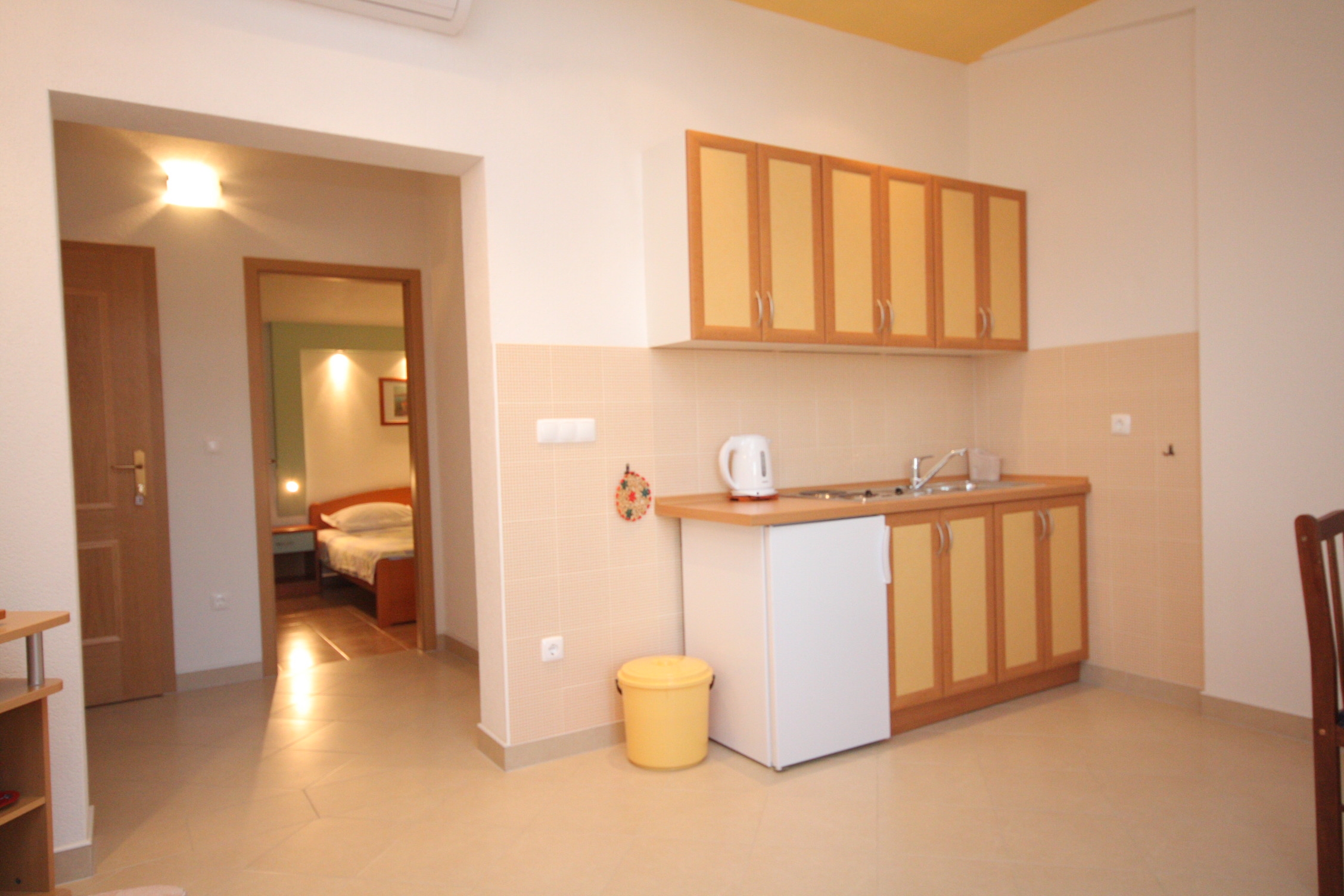 One bedroom apartment with terrace and sea view Baška Voda, Makarska  A-c