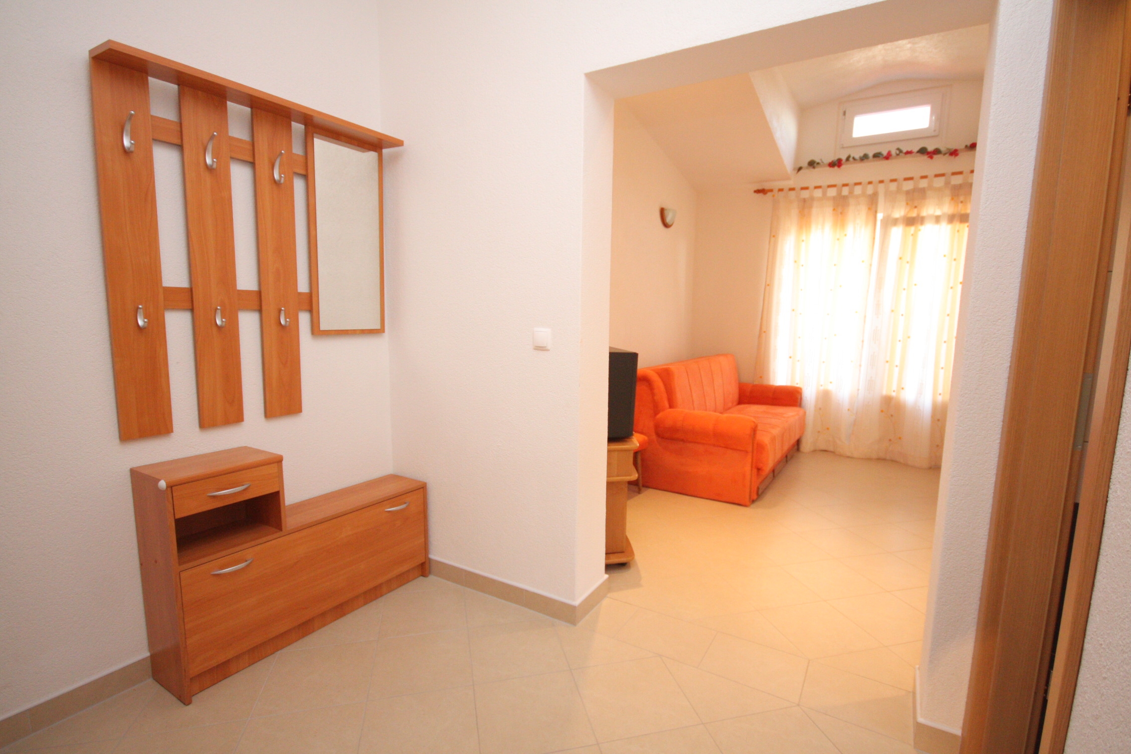 One bedroom apartment with terrace and sea view Baška Voda, Makarska  A-d