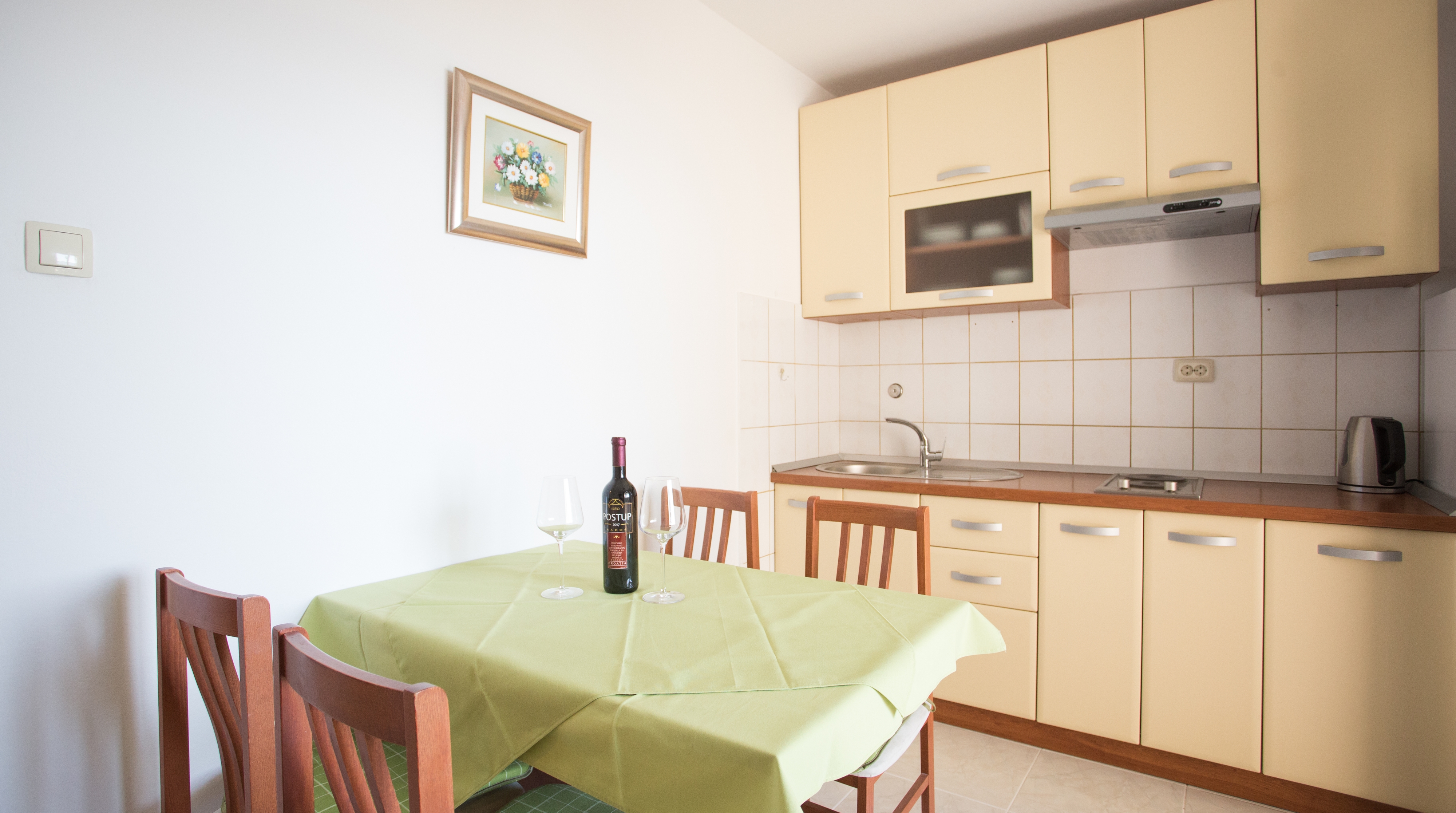 Dvosobni apartman uz plažu Orebić, Pelješac  A-a