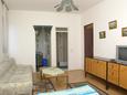 Living room Podaca, Living room in the studio-apartment, air condition available and WiFi.