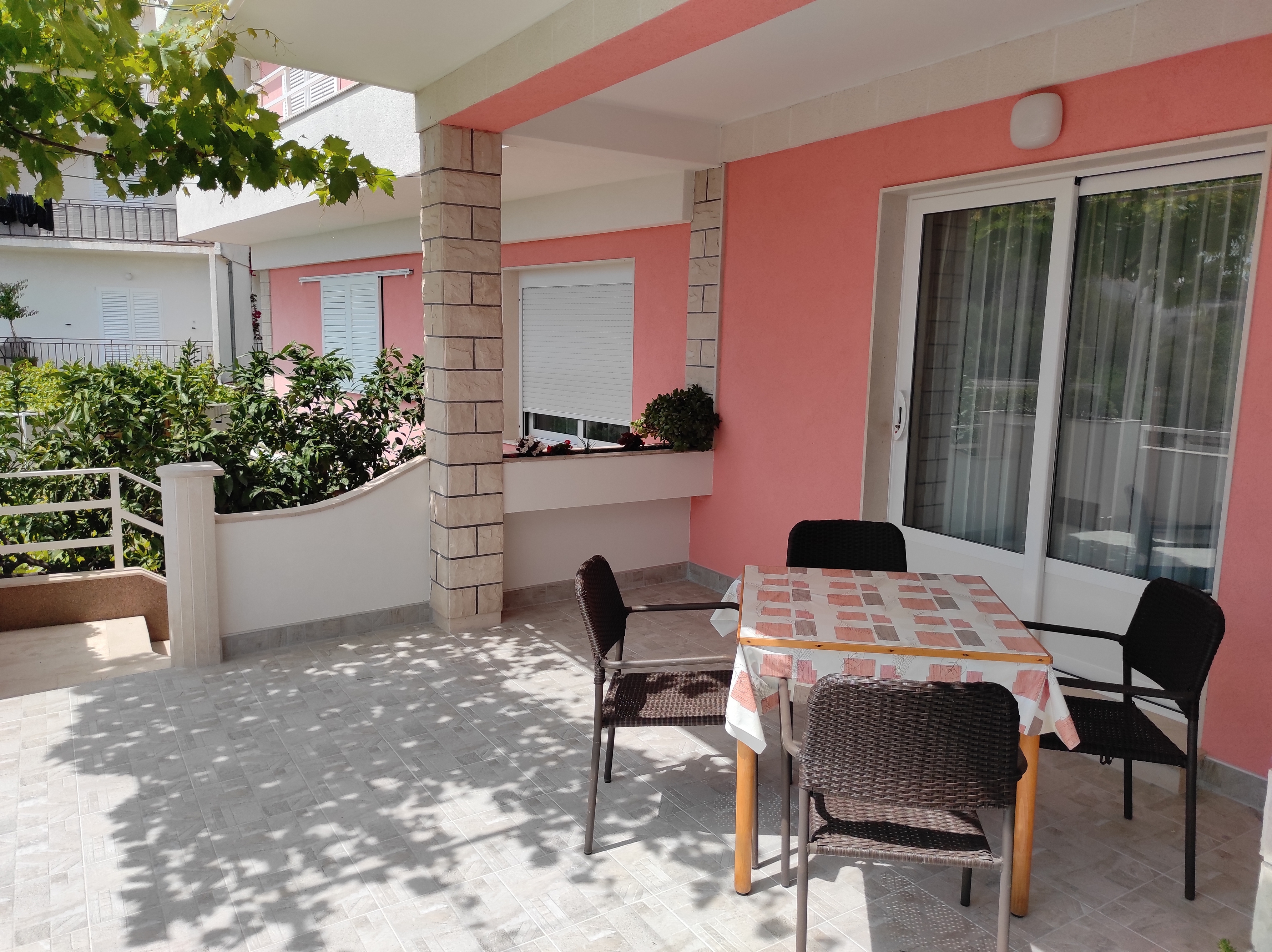 One bedroom apartment with terrace and sea view Podgora, Makarska  A-a