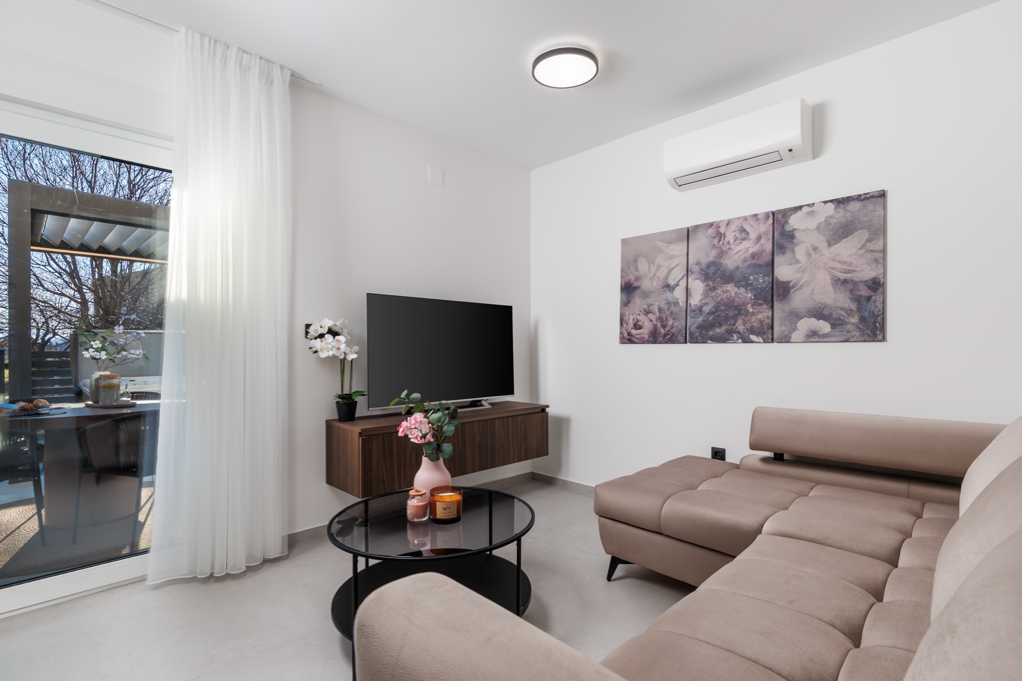 Appartement de deux chambres avec bain à remous Draga Bascanska, Krk (A-27157-b)