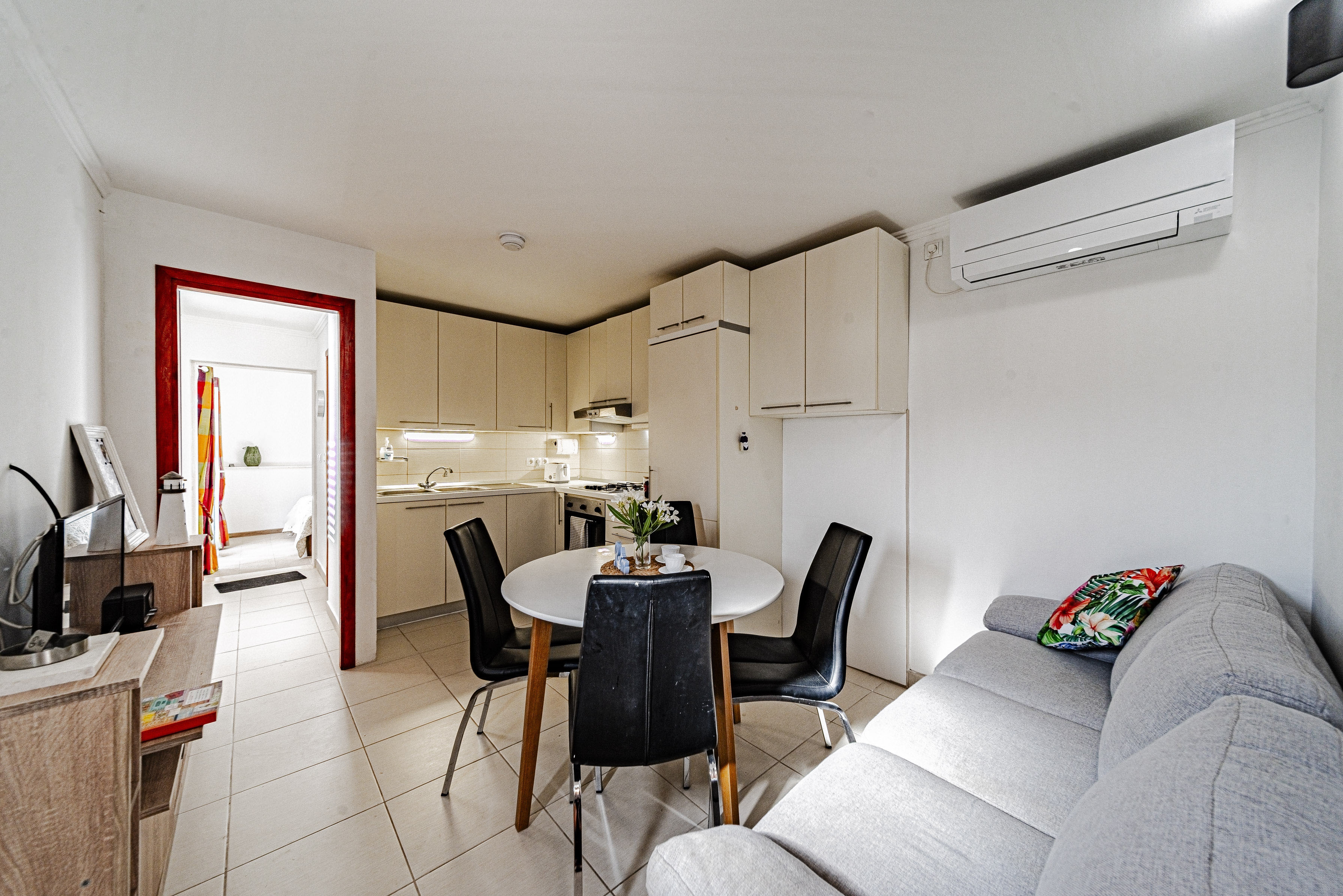Maison de deux chambres avec une piscine Zrnovska Banja, Korcula (K-27165)
