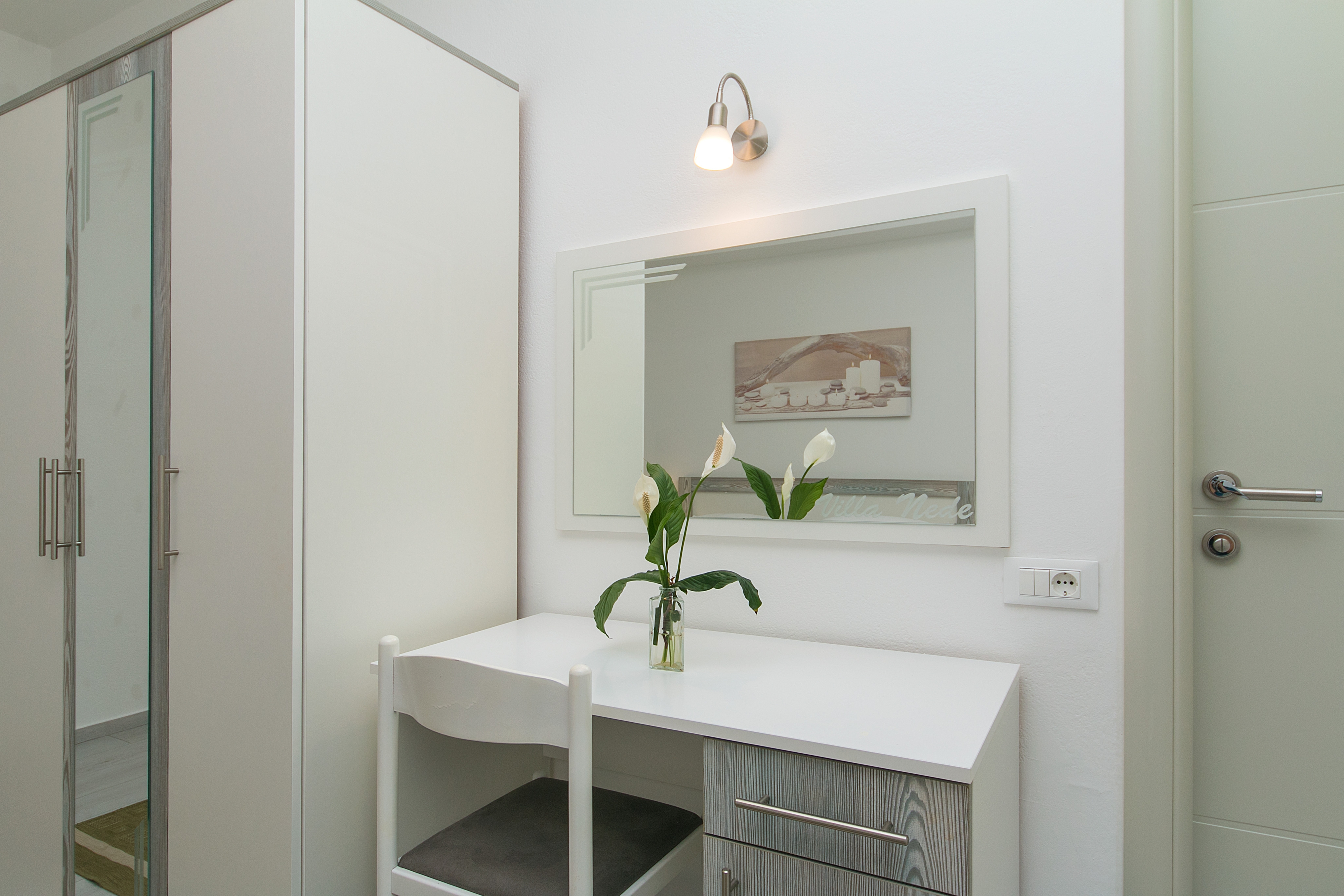 Three bedroom apartment with terrace and sea view Brela, Makarska  A-b