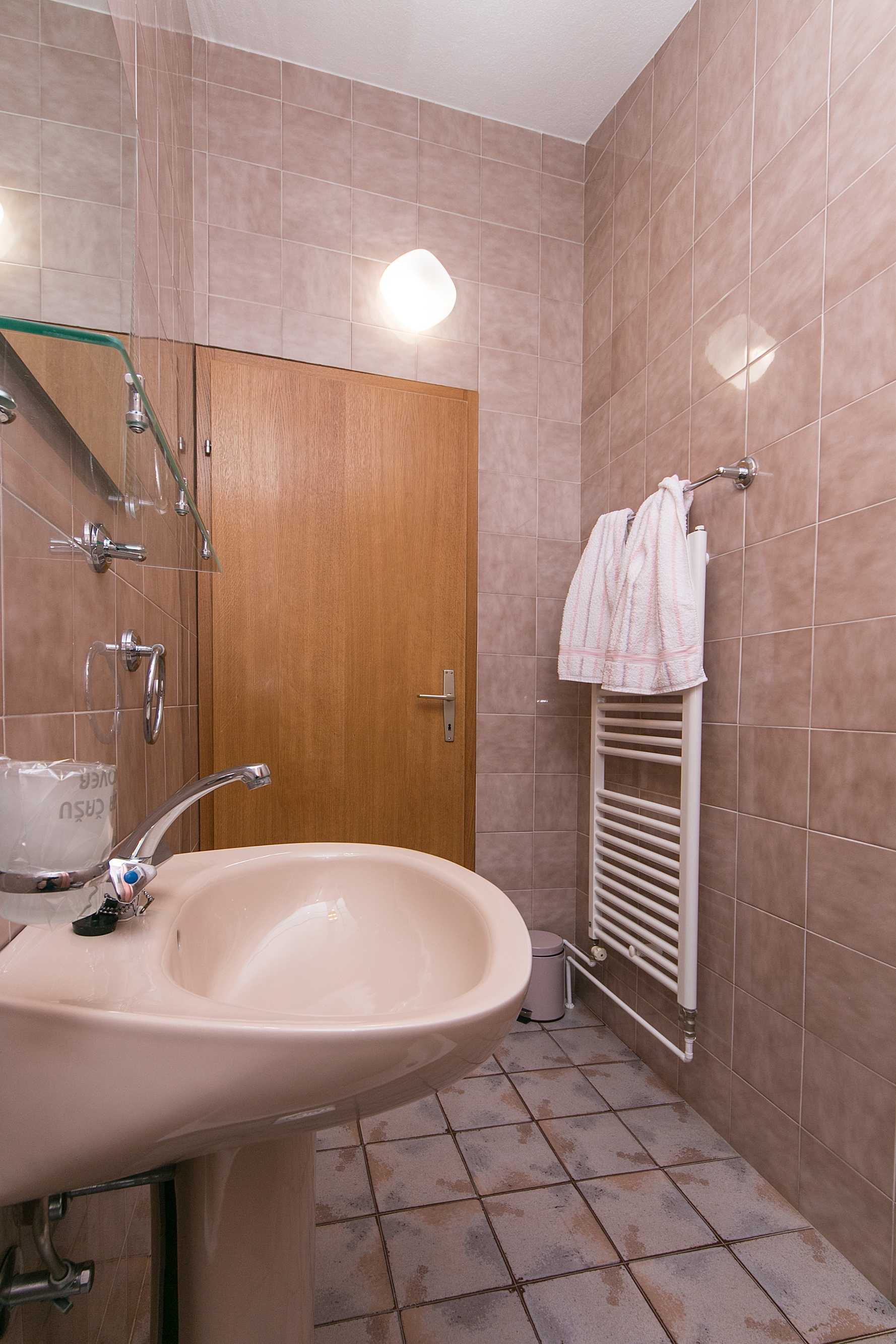 Two bedroom apartment with balcony and sea view Brela, Makarska  A-c