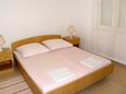 Ložnice 1 Orebić, Ložnice 1 v ubytování typu apartment, s klimatizací a WiFi.