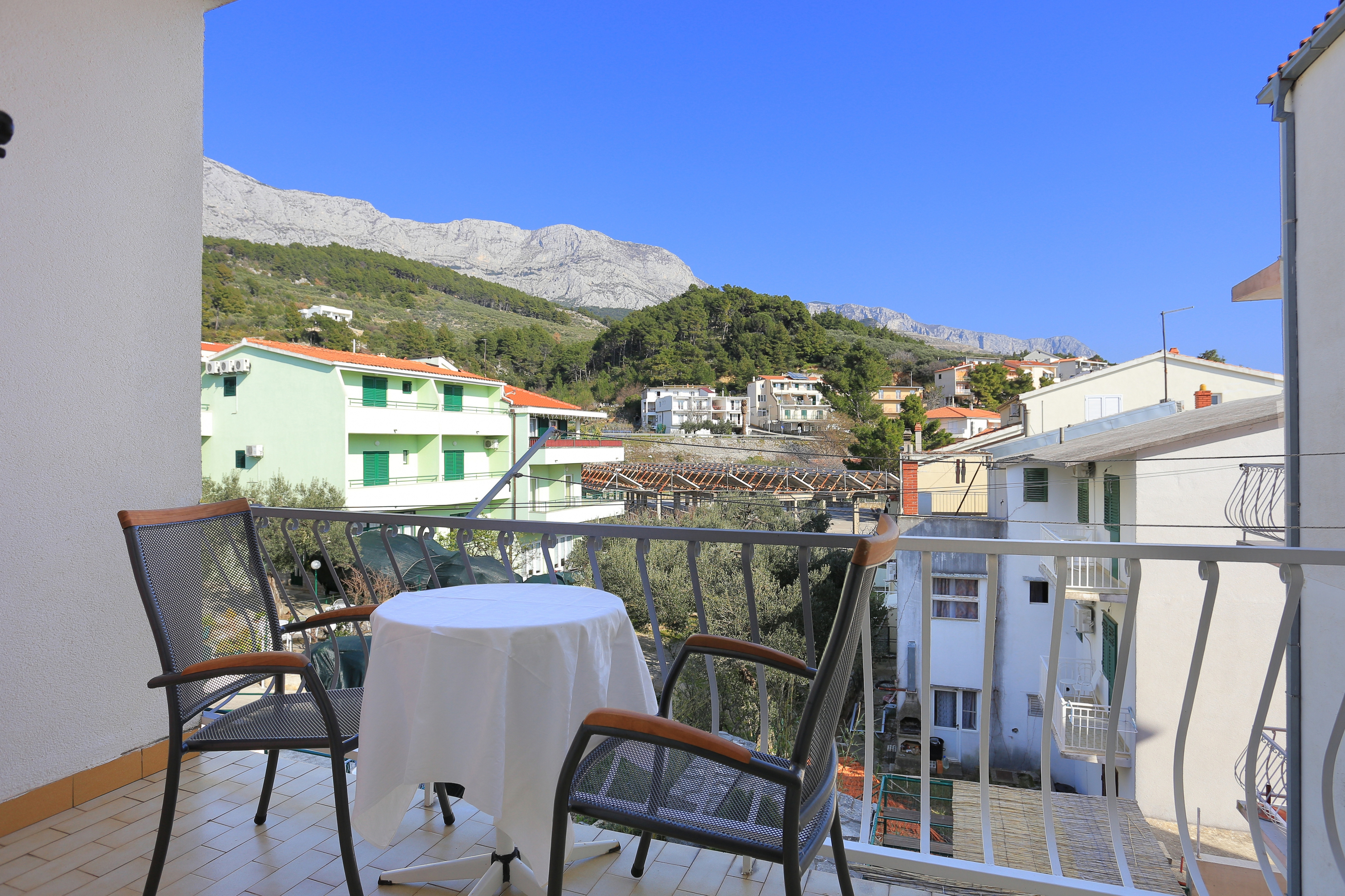 Two bedroom apartment with terrace Tučepi, Makarska  A-b