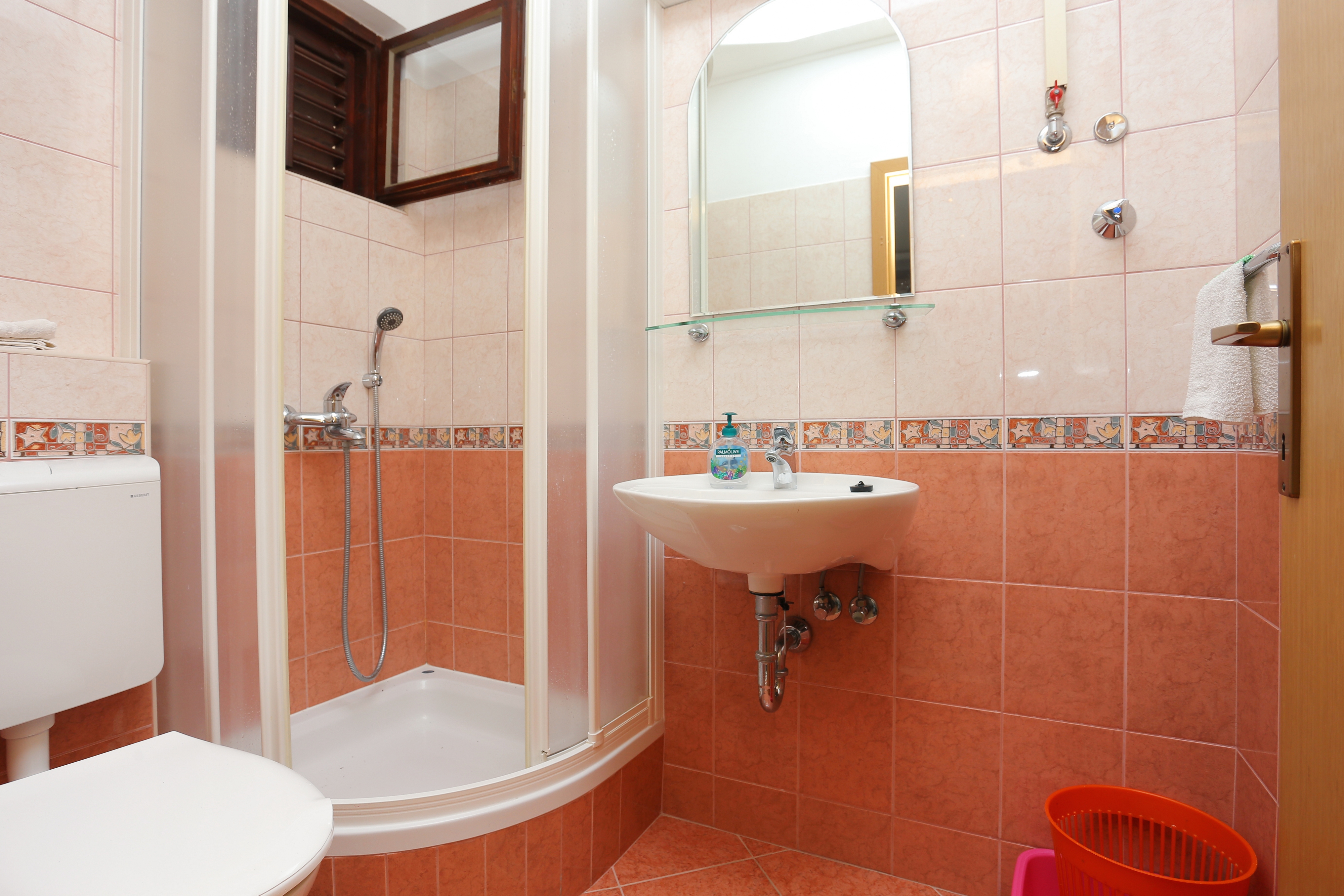 Two bedroom apartment with terrace Tučepi, Makarska  A-b