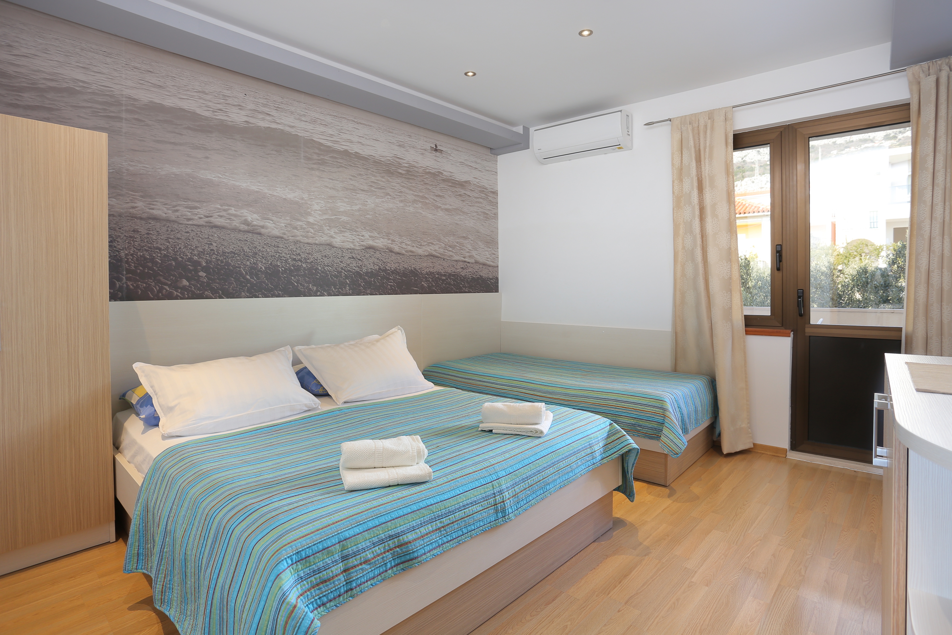 Two bedroom apartment with terrace Tučepi, Makarska  A-b