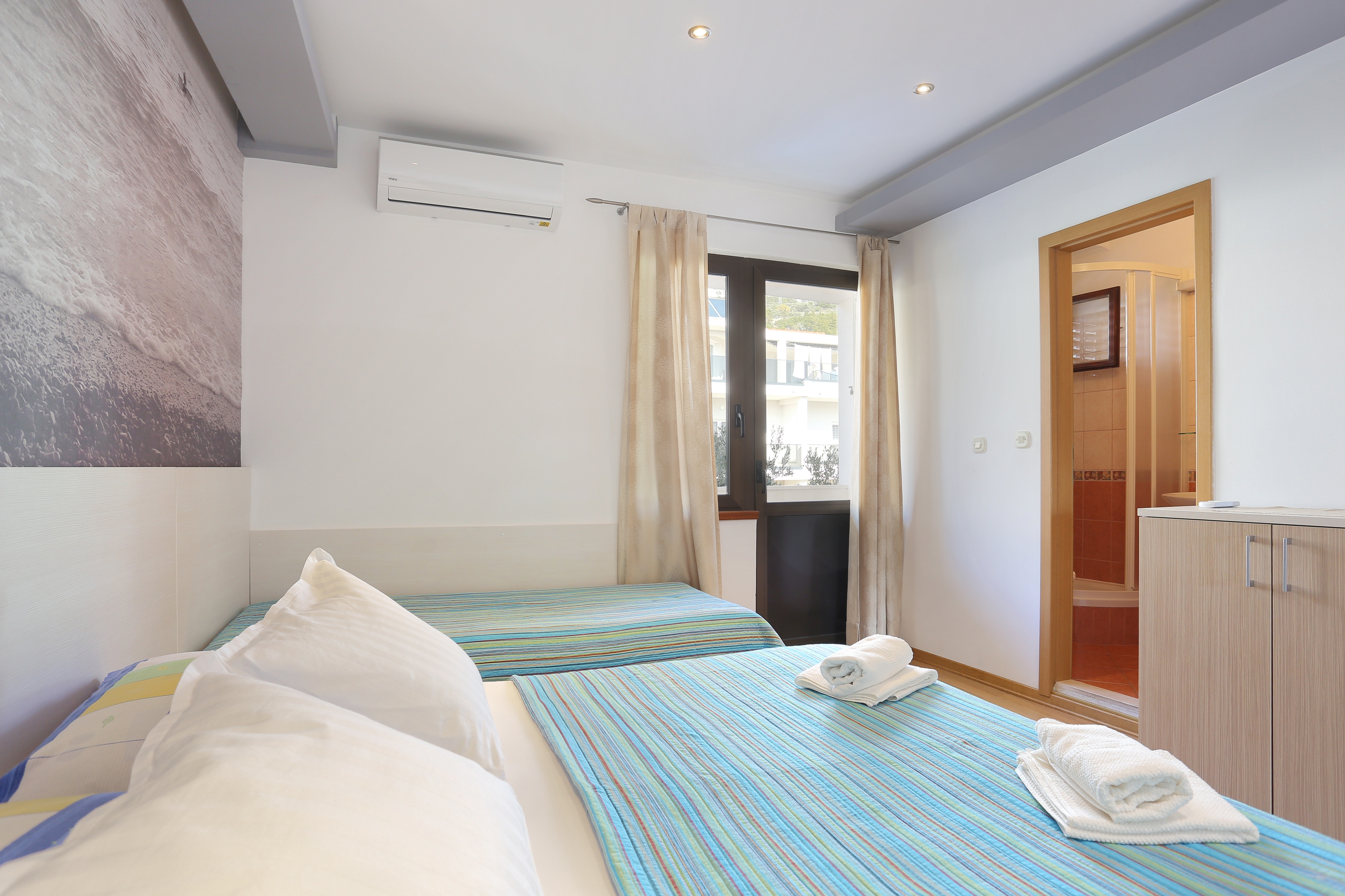 Two bedroom apartment with terrace Tučepi, Makarska  A-b
