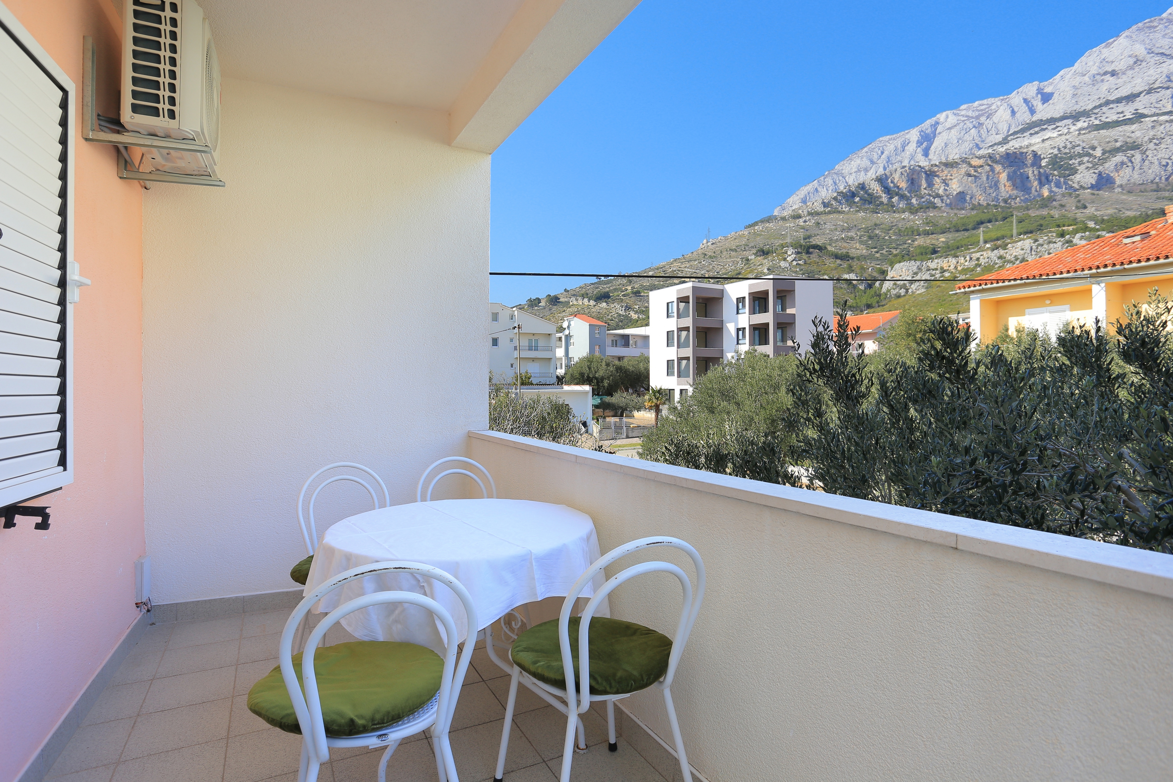 Two bedroom apartment with terrace Tučepi, Makarska  A-b
