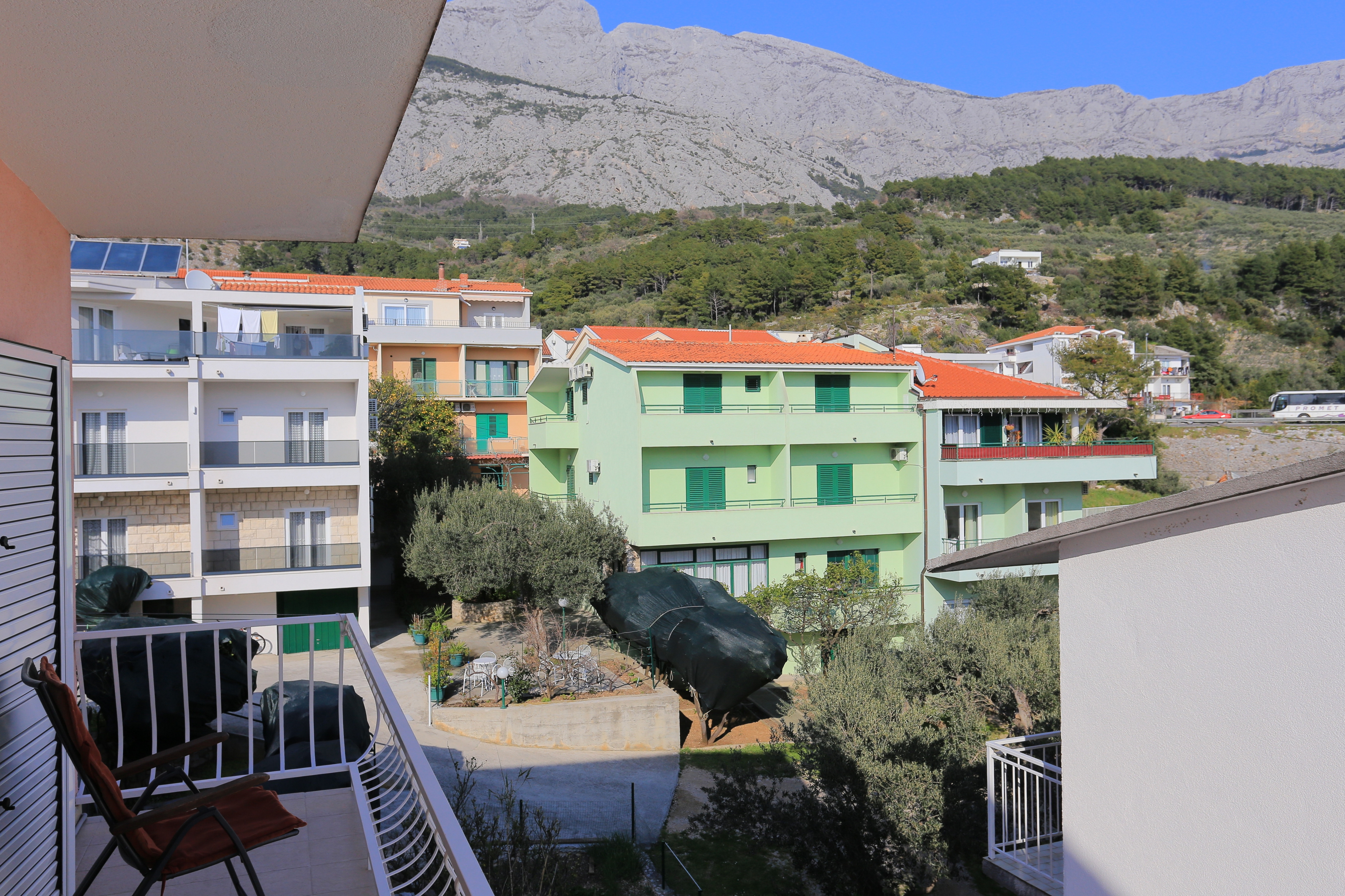 One bedroom apartment with balcony Tučepi, Makarska  A-e