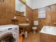 Koupelna 2 Drašnice, Koupelna 2 v ubytování typu apartment, WiFi.