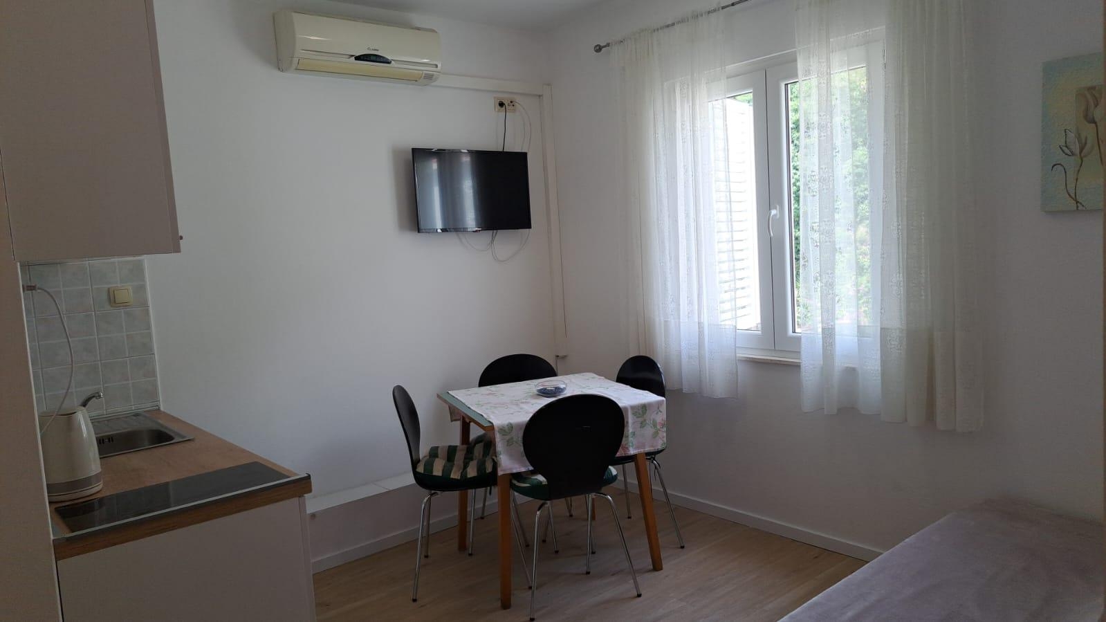 One bedroom apartment near beach Duće, Omiš (A-2731-b)