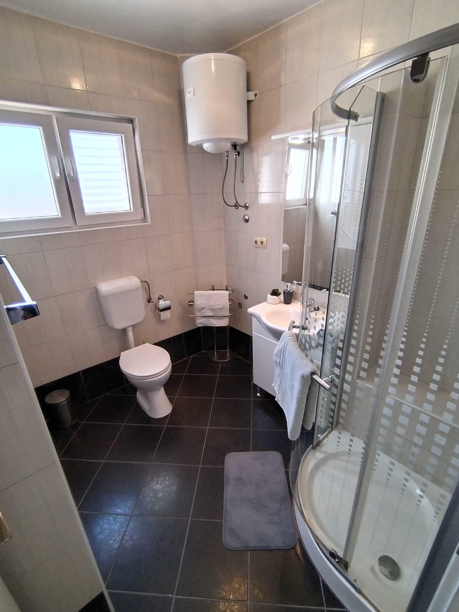 One bedroom apartment near beach Duće, Omiš (A-2731-c)