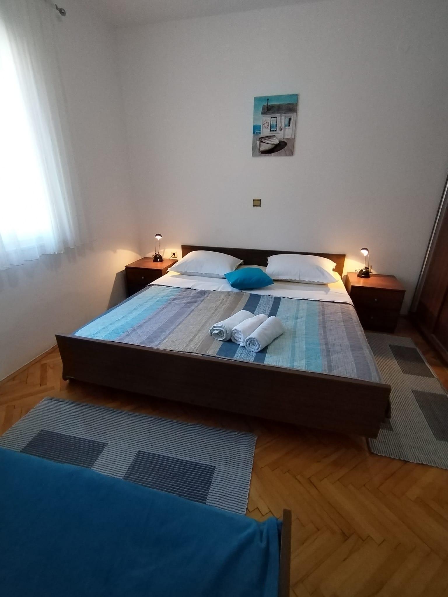 One bedroom apartment near beach Duće, Omiš (A-2731-c)