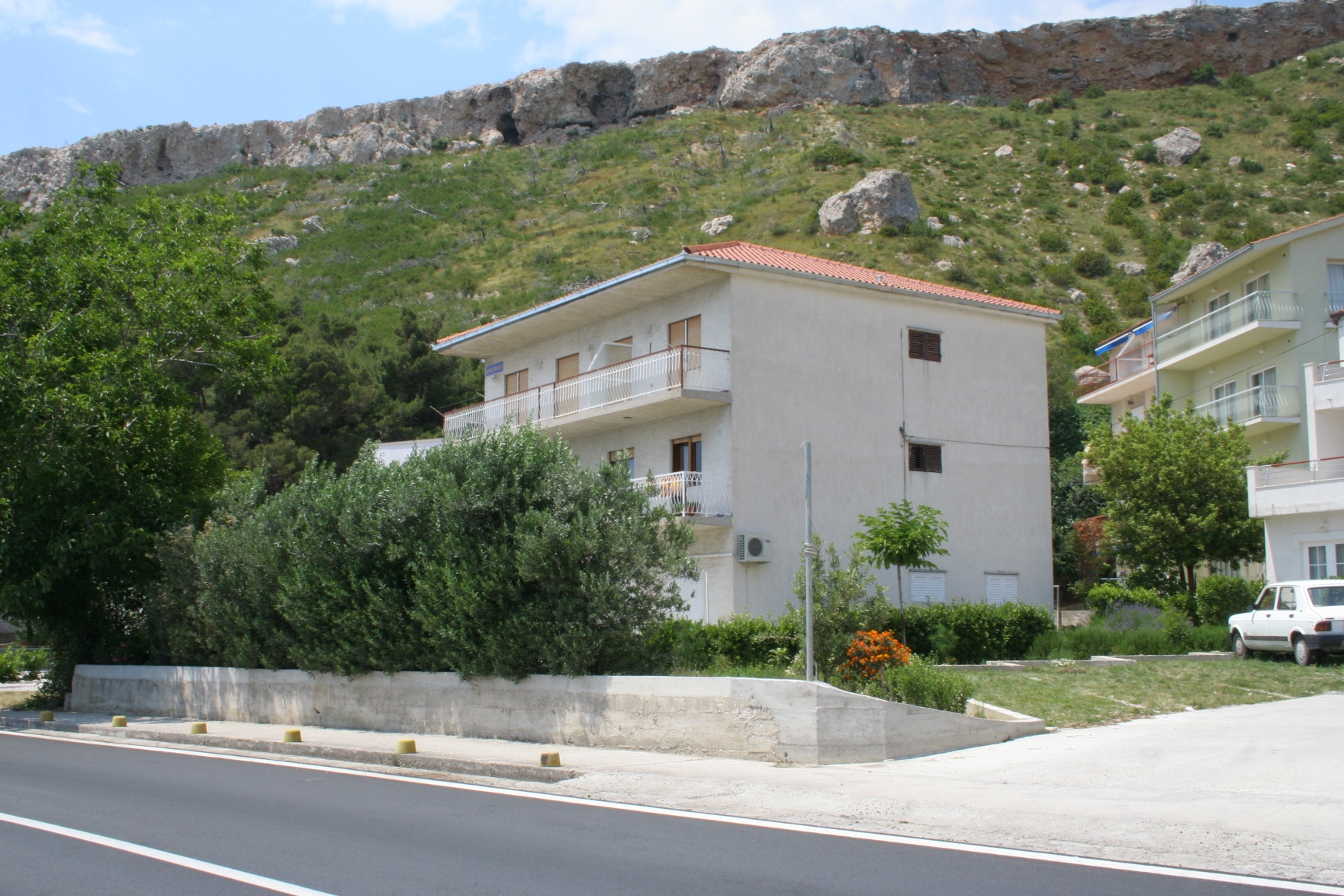 One bedroom apartment near beach Duće, Omiš (A-2731-c)