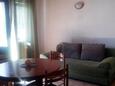 Blagovaonica Drvenik Donja vala, Blagovaonica u smještaju tipa apartment, dostupna klima i WiFi.