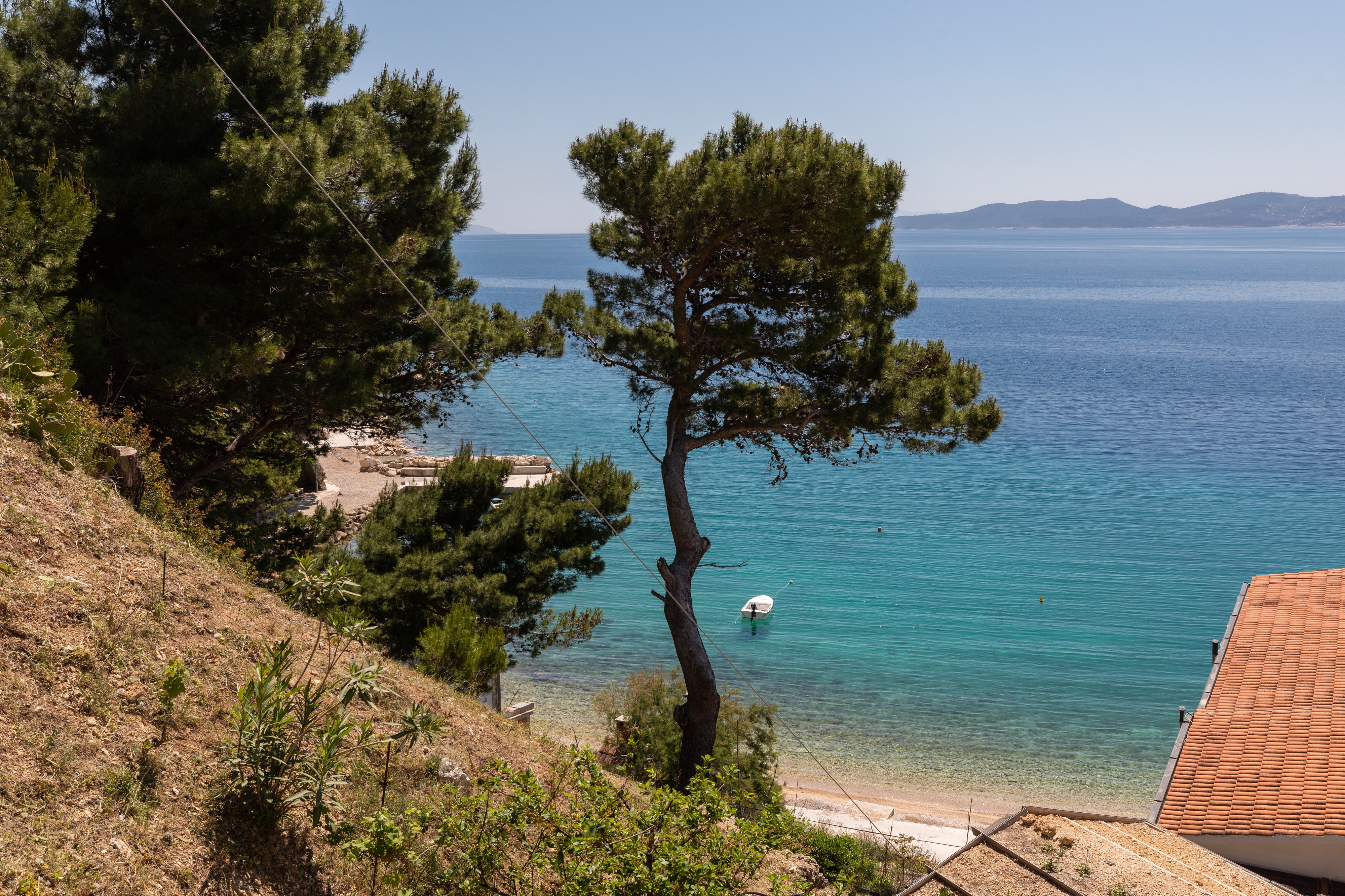 Two bedroom apartment near beach Mimice, Omiš  A-a