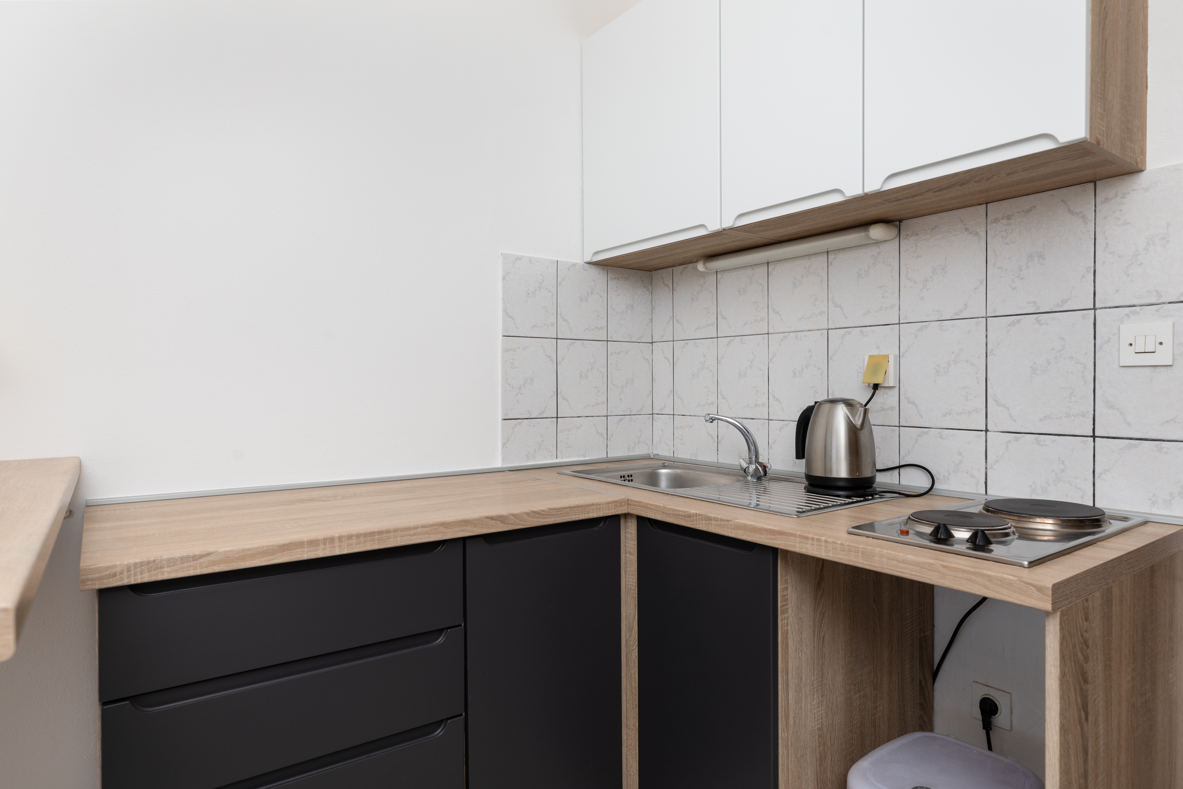 Two bedroom apartment near beach Mimice, Omiš  A-a