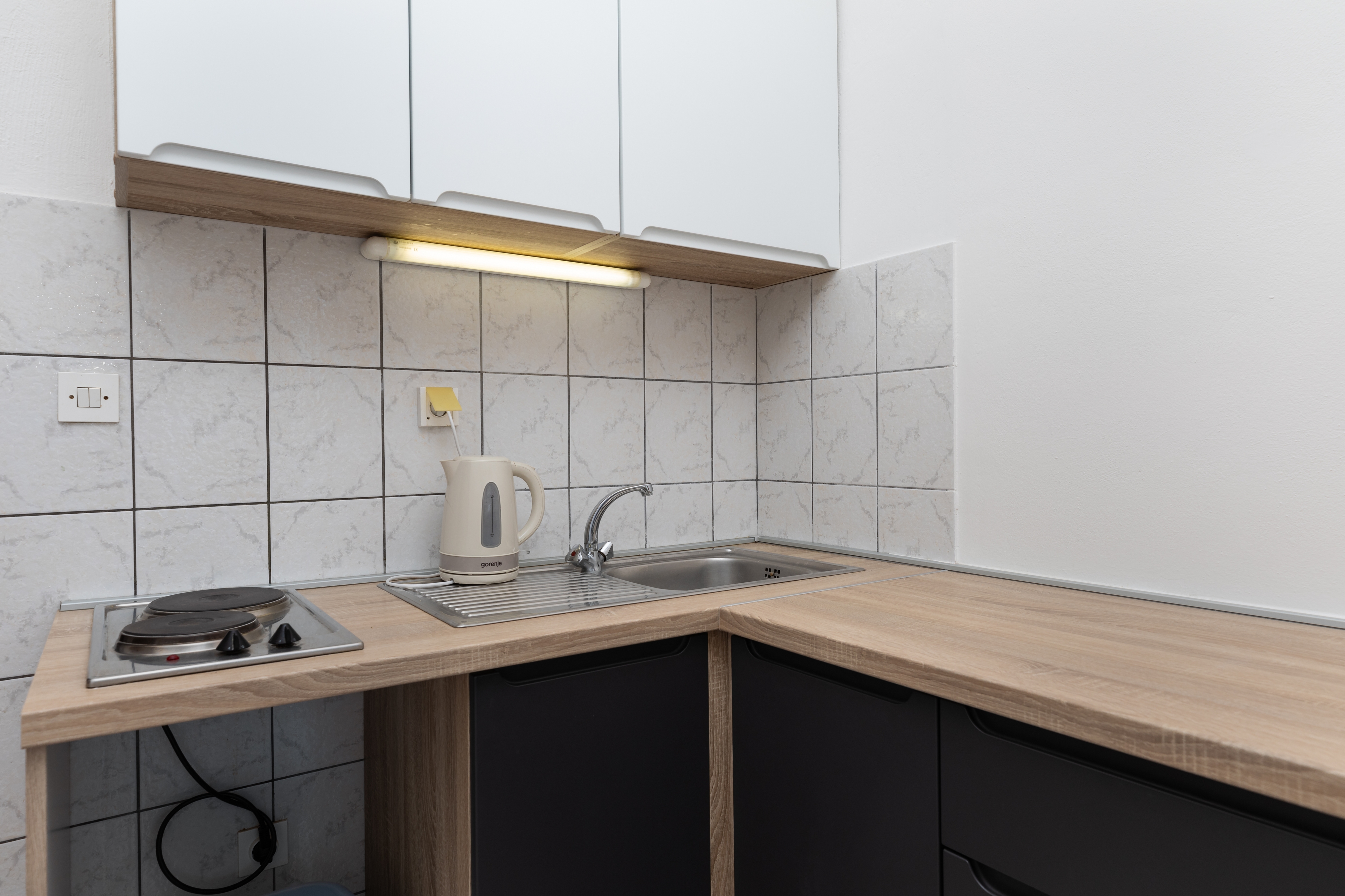 Two bedroom apartment near beach Mimice, Omiš  A-b