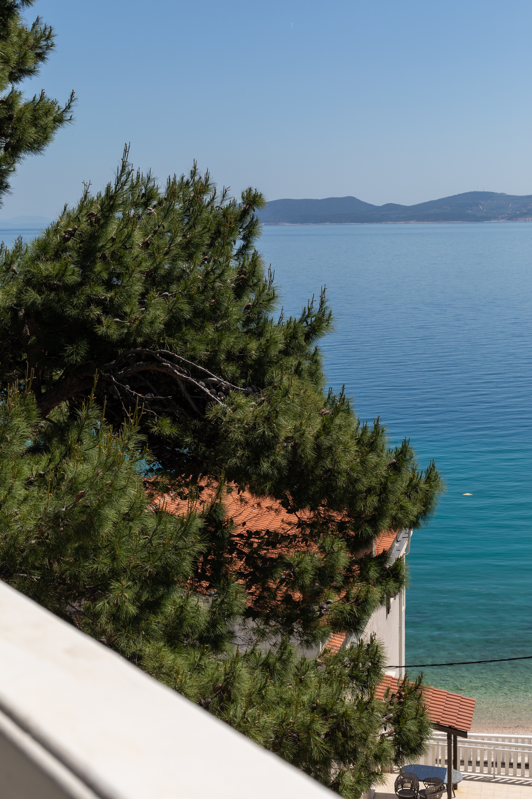 Two bedroom apartment near beach Mimice, Omiš  A-b