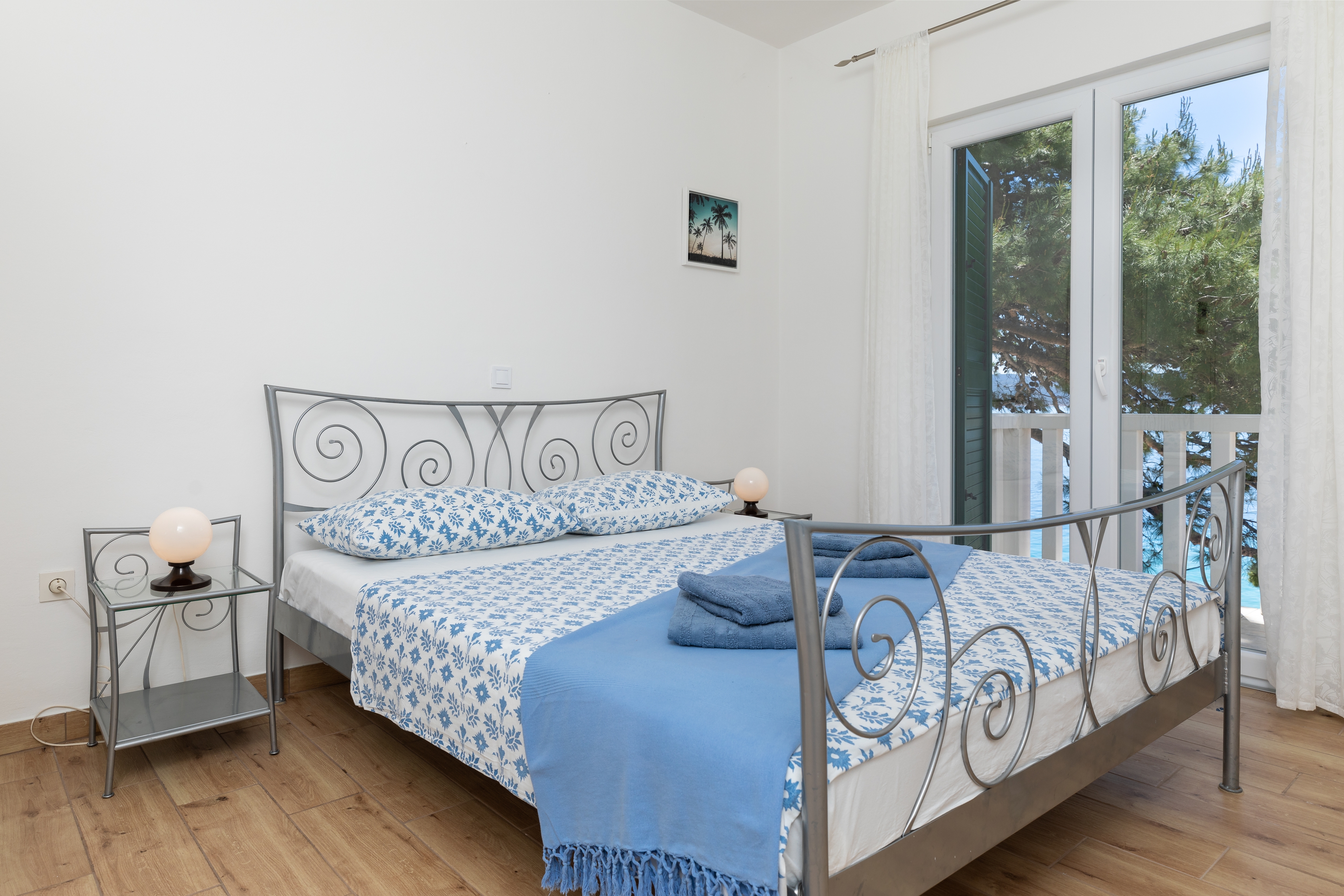 One bedroom apartment near beach Mimice, Omiš  A-c