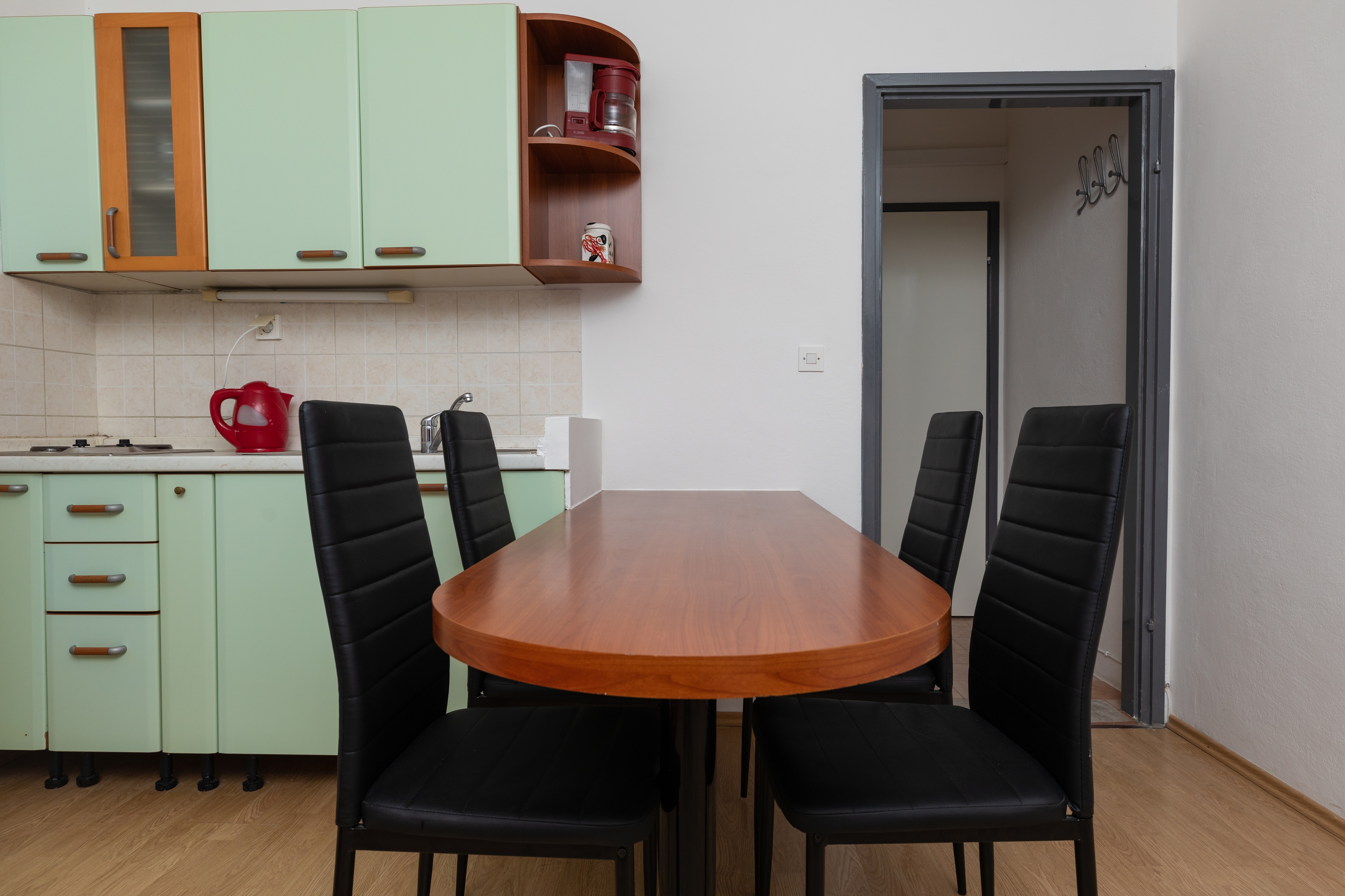 Two bedroom apartment near beach Mimice, Omiš  A-e