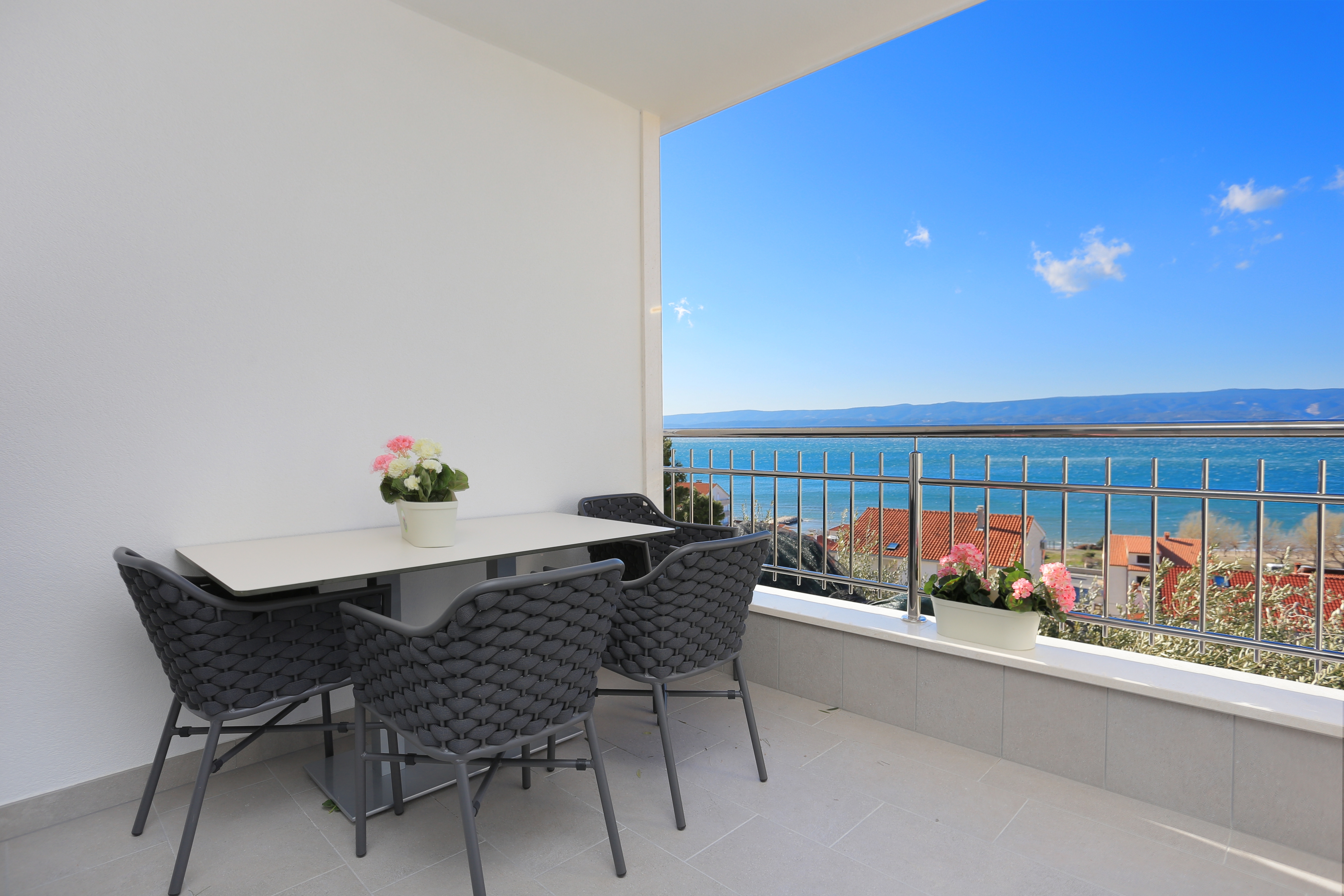 Two bedroom apartment with terrace and sea view Duće, Omiš  A-a