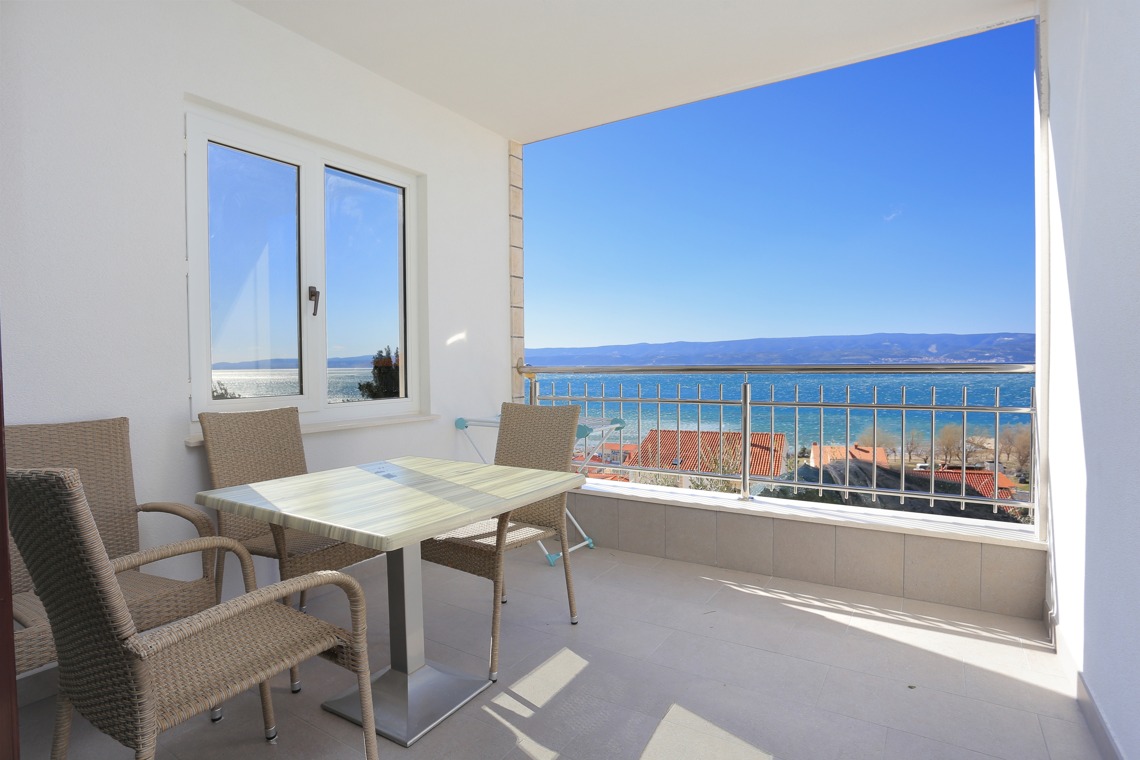 One bedroom apartment with terrace and sea view Duće, Omiš  A-f