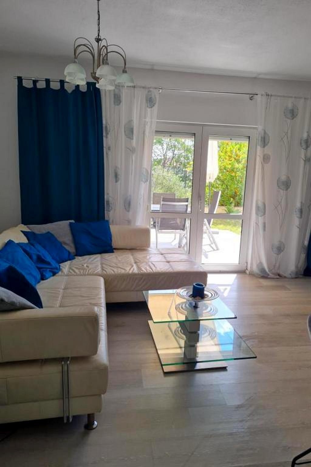 Appartement de trois chambres avec une piscine Marina, Trogir (A-27449-a) Appartement de trois chambres avec une piscine Marina, Trogir (A-27449-a)