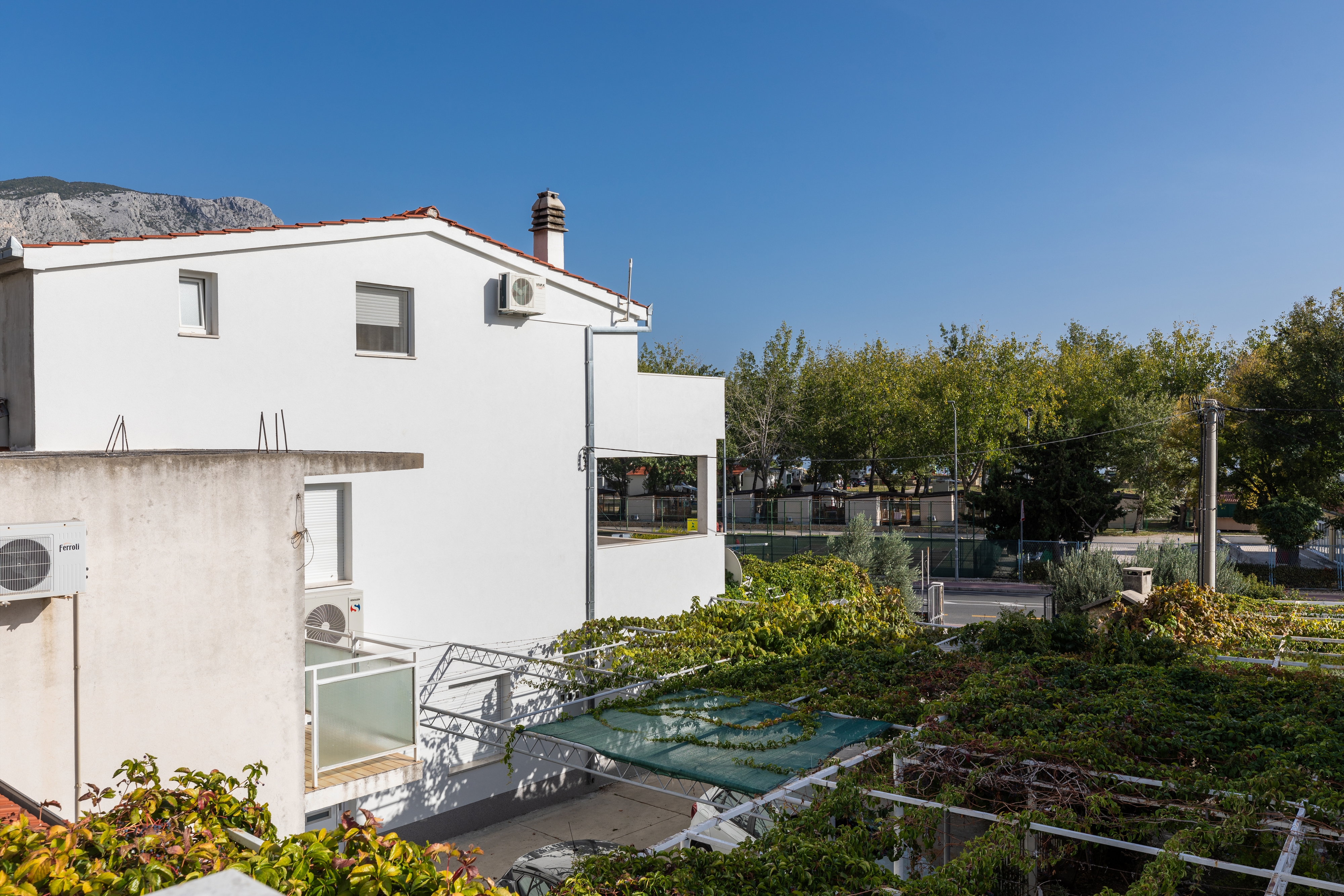 Studio flat with terrace Omiš  AS-b