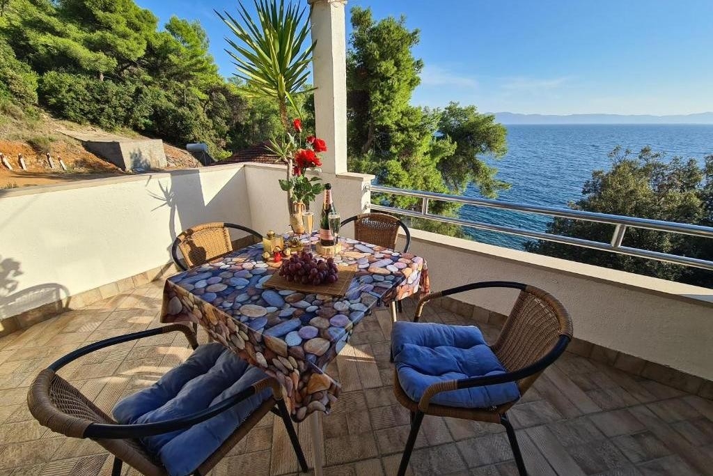 Top Hvar Rapak Top Hvar Rapak