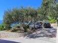 Parking lot Duće, Omiš, Parking lot 2749 - Apartments near sea with sandy beach.