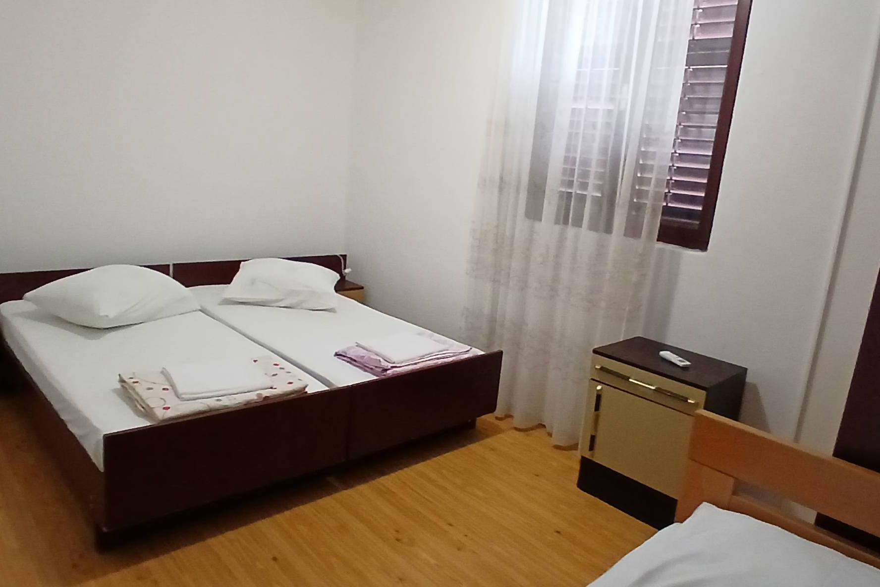 Chambre avec le balcon Sveti Filip i Jakov, Biograd (S-27492-b)