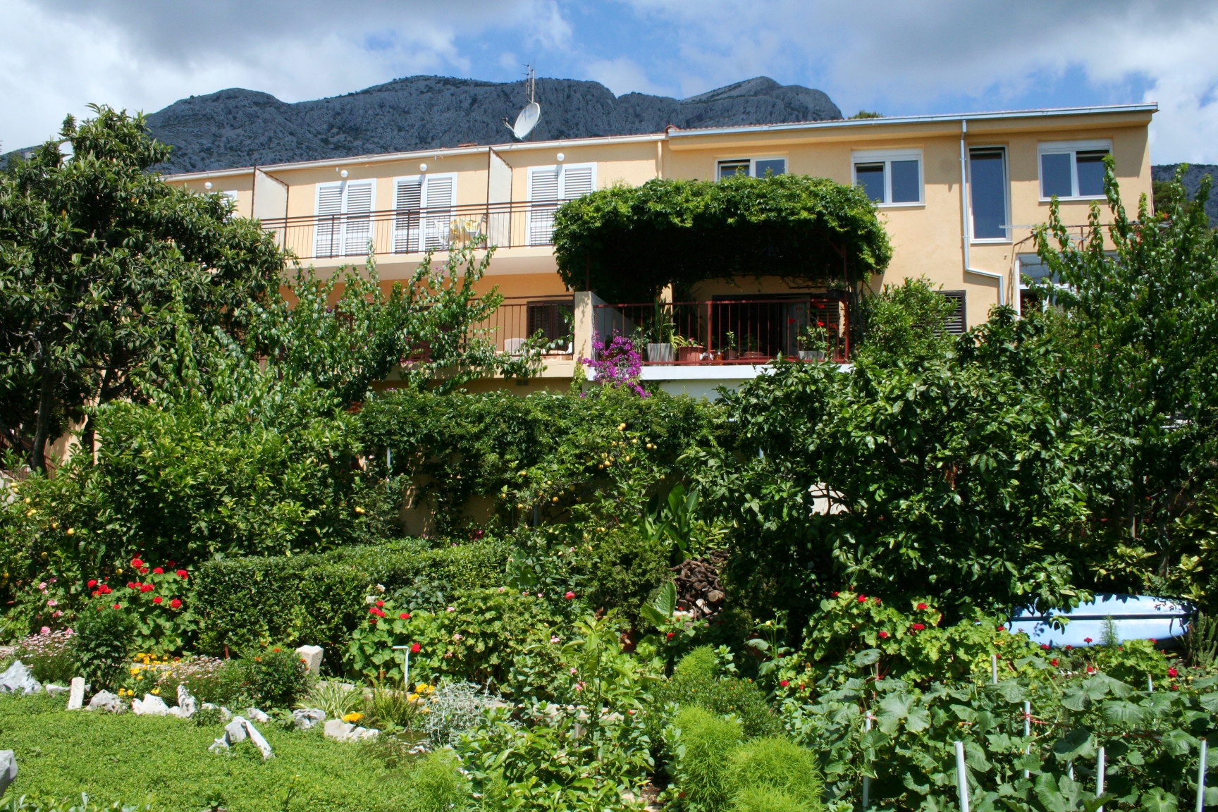 One bedroom apartment with balcony and sea view Orebić, Pelješac (A-275-c) One bedroom apartment with balcony and sea view Orebić, Pelješac (A-275-c)