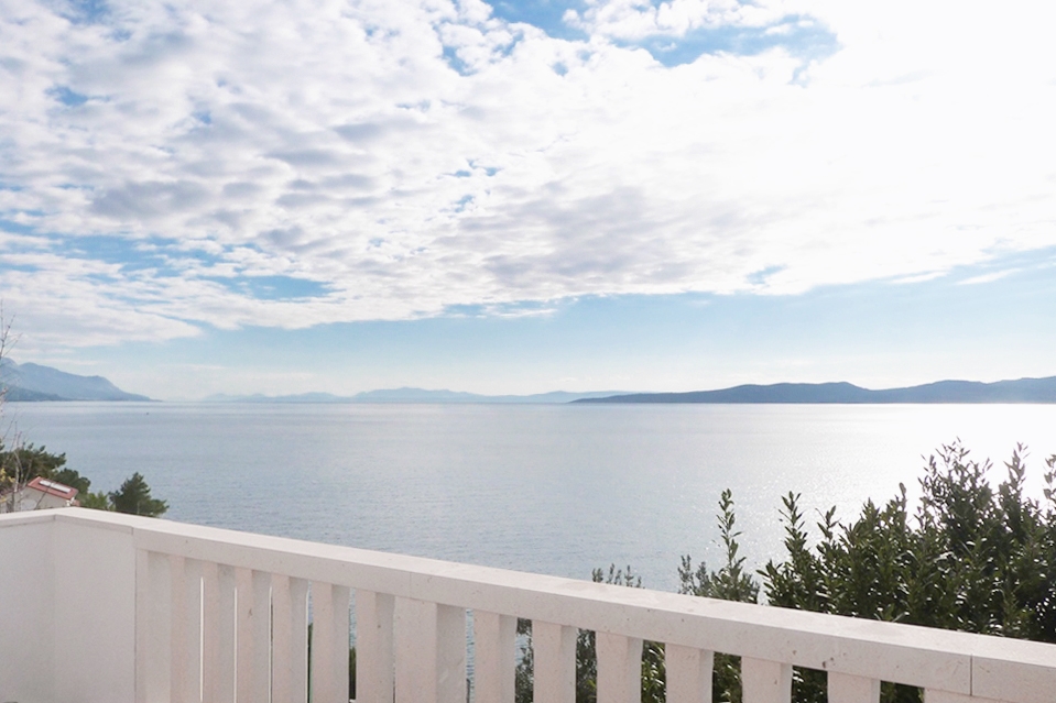 One bedroom apartment near beach Pisak, Omiš (A-2750-c) One bedroom apartment near beach Pisak, Omiš (A-2750-c)