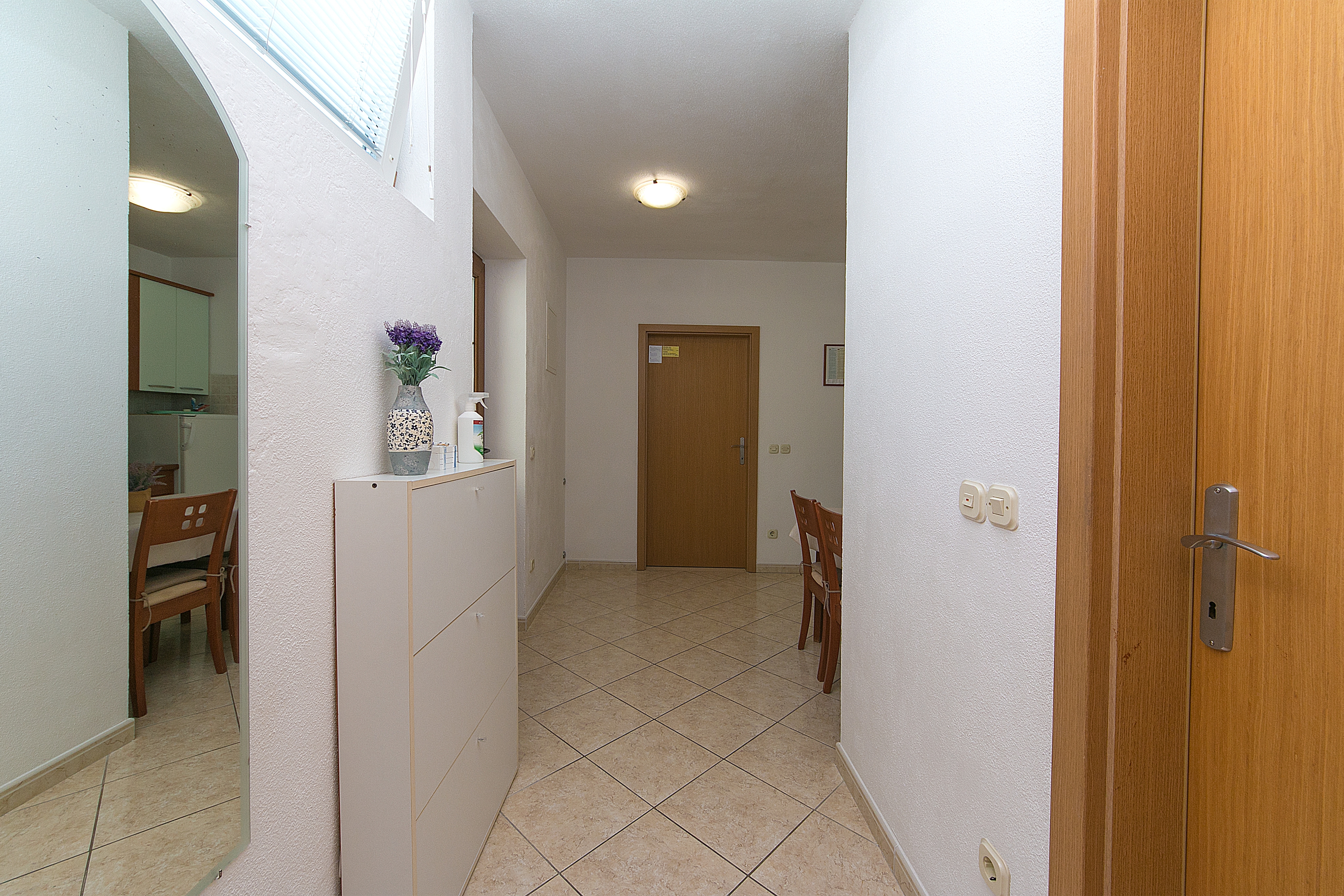 Two bedroom apartment with balcony and sea view Brela, Makarska  A-a