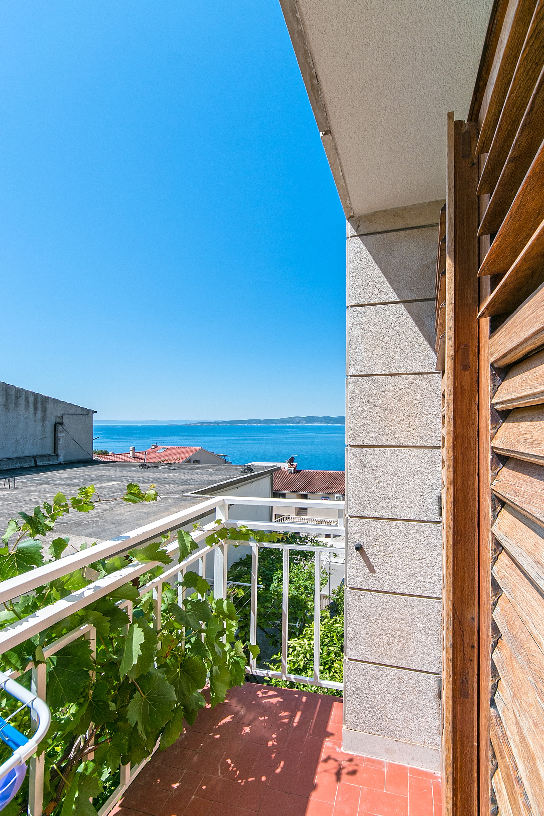 Two bedroom apartment with balcony and sea view Brela, Makarska  A-b