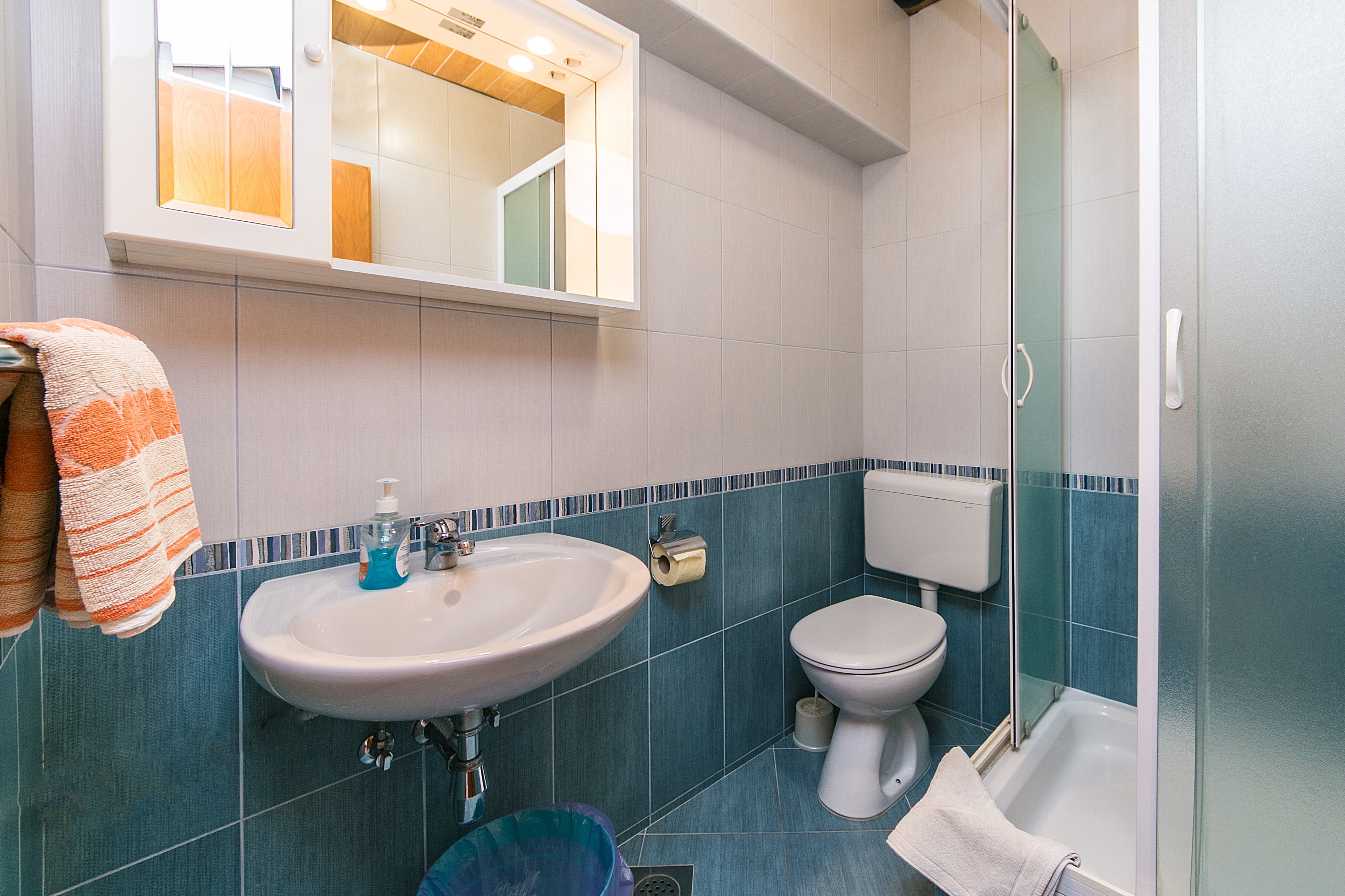 Two bedroom apartment with balcony and sea view Brela, Makarska  A-b
