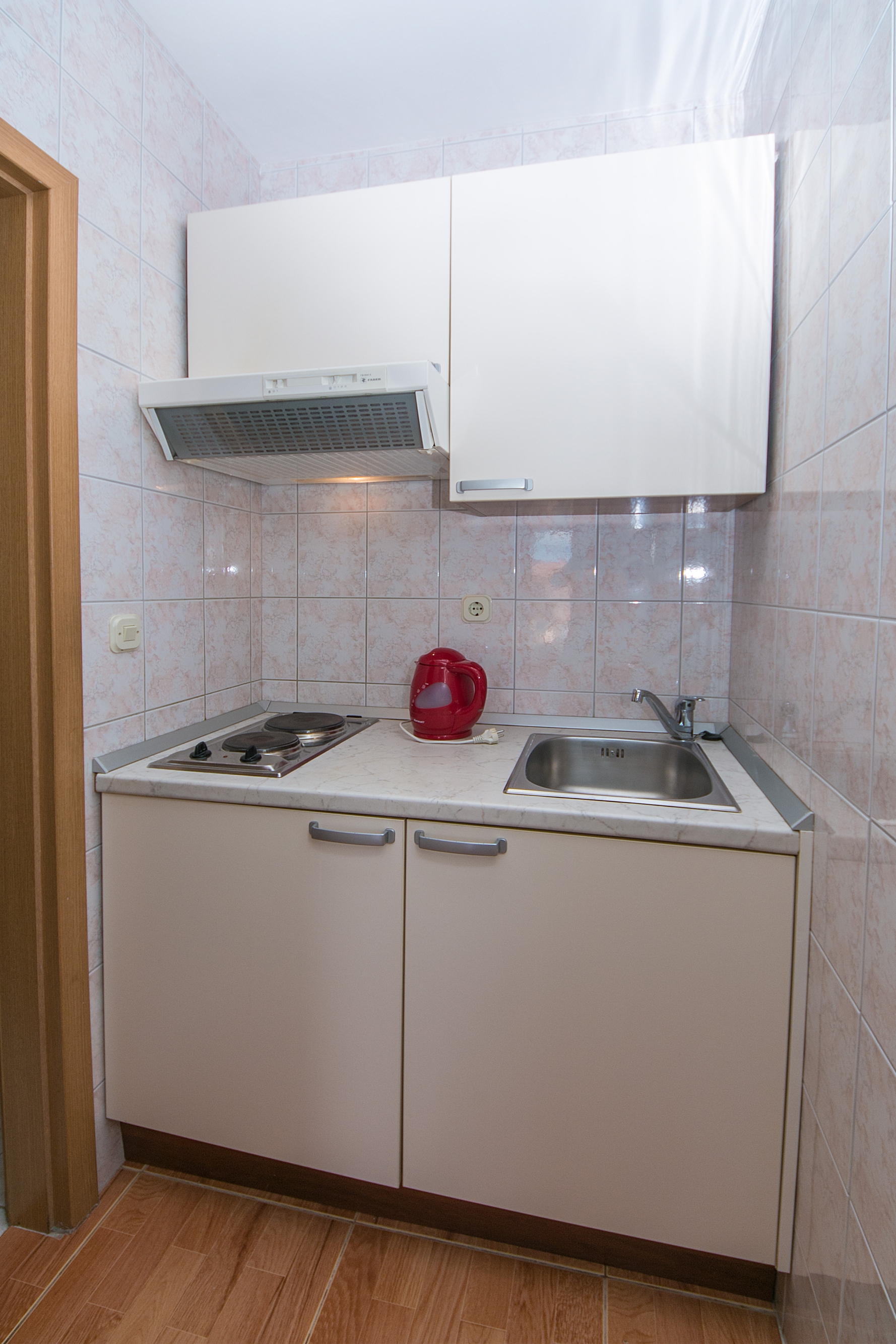 Studio flat with terrace and sea view Brela, Makarska (AS-2752-a)