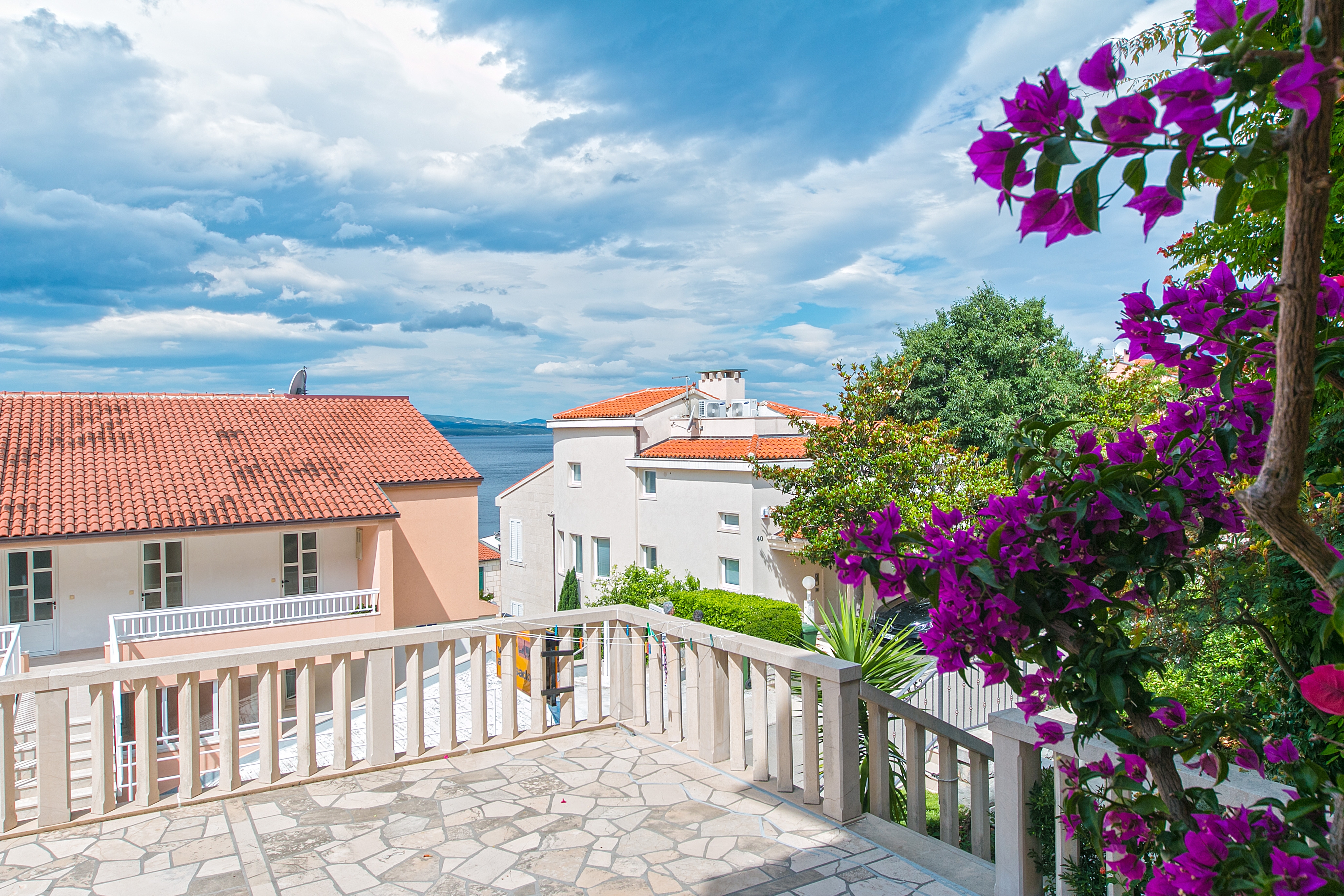 Studio flat with terrace and sea view Brela, Makarska  AS-b