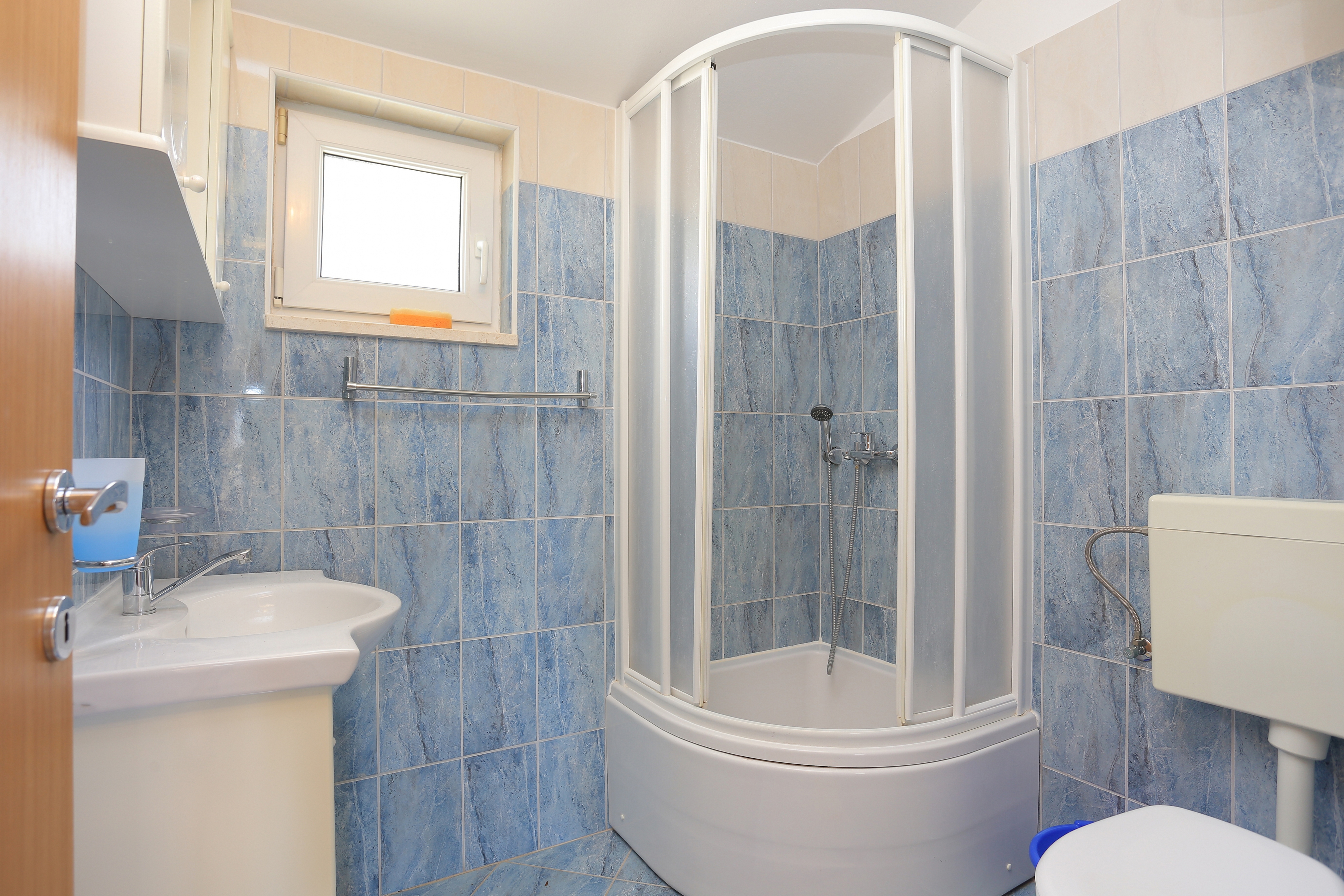Two bedroom apartment with terrace and sea view Balića Rat, Omiš  A-a