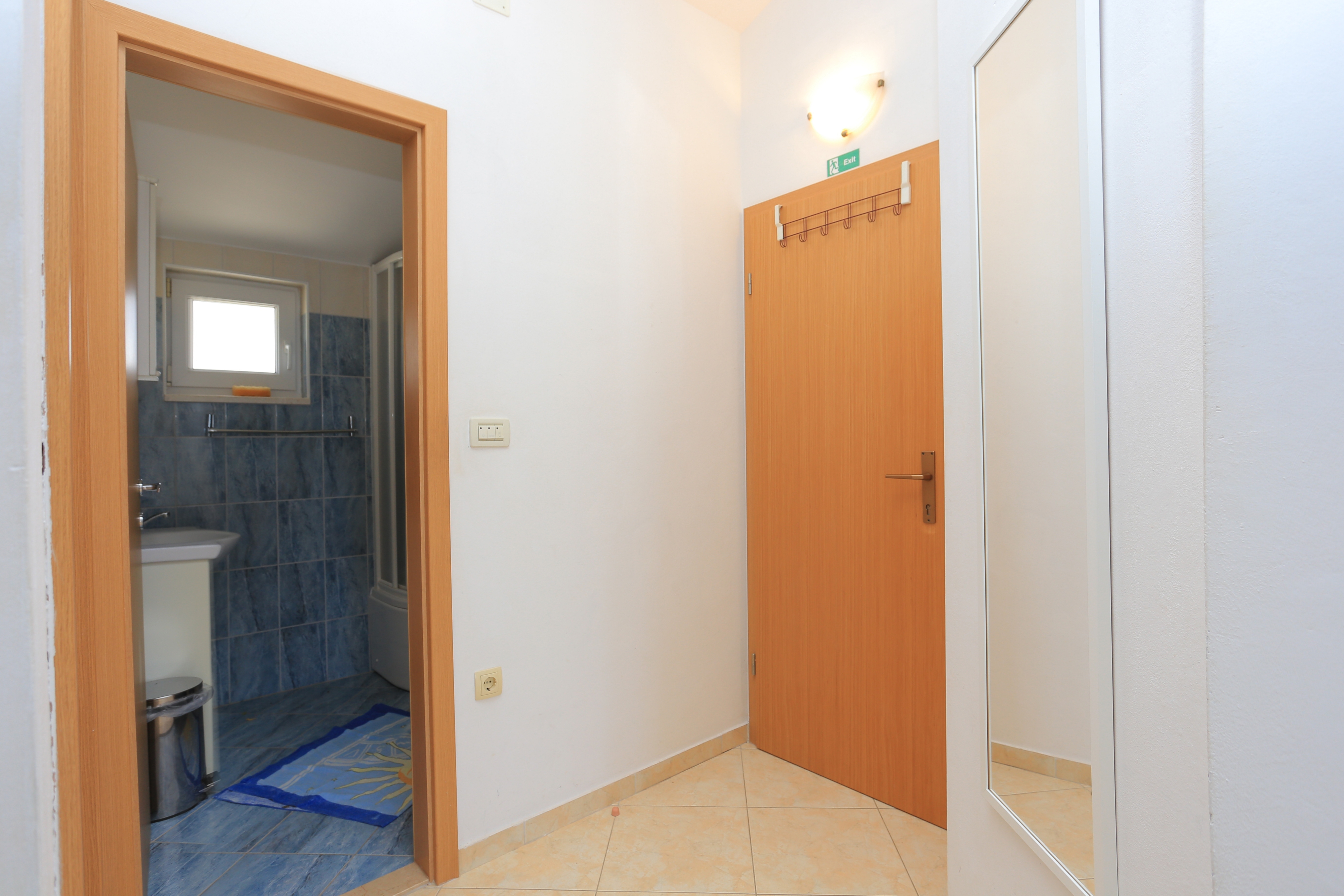 Two bedroom apartment with terrace and sea view Balića Rat, Omiš  A-a