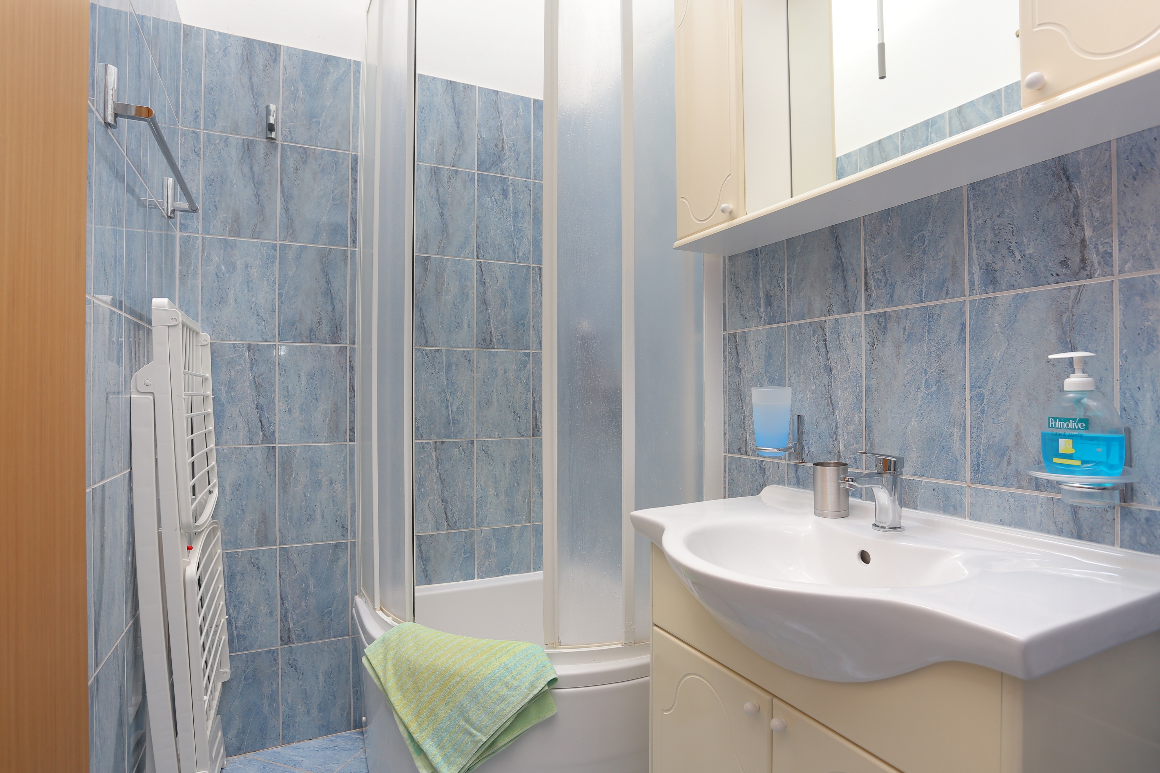 One bedroom apartment with terrace and sea view Balića Rat, Omiš  A-b