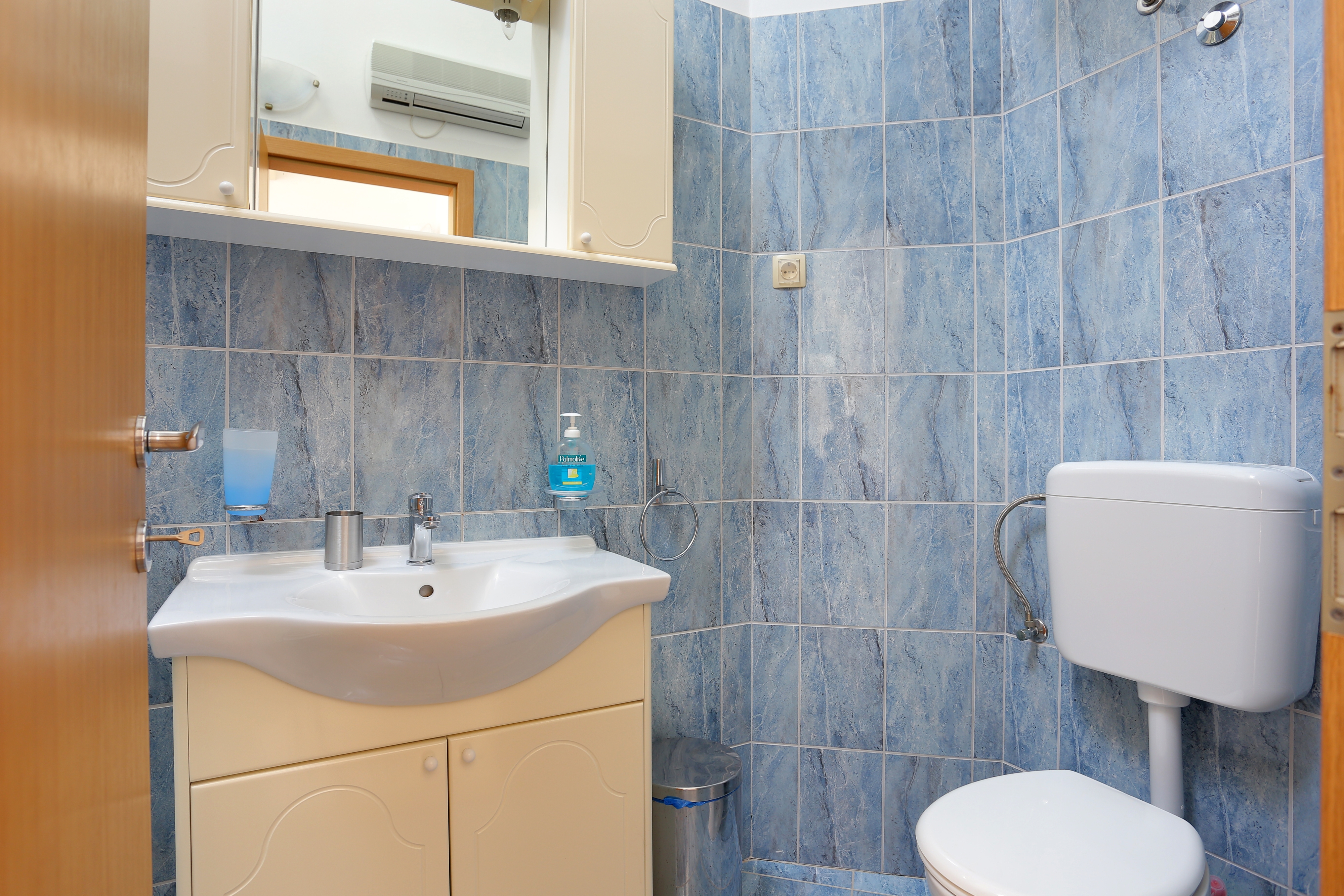 One bedroom apartment with terrace and sea view Balića Rat, Omiš  A-b