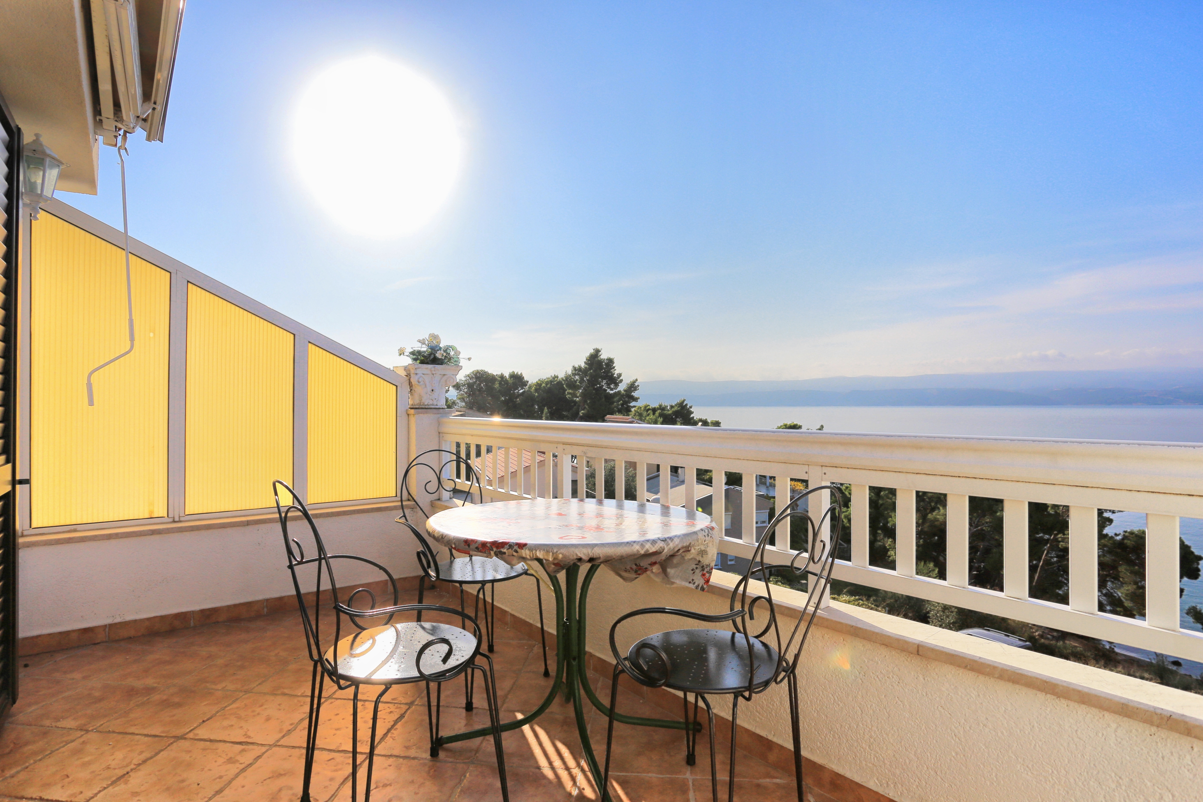 One bedroom apartment with terrace and sea view Balića Rat, Omiš  A-b